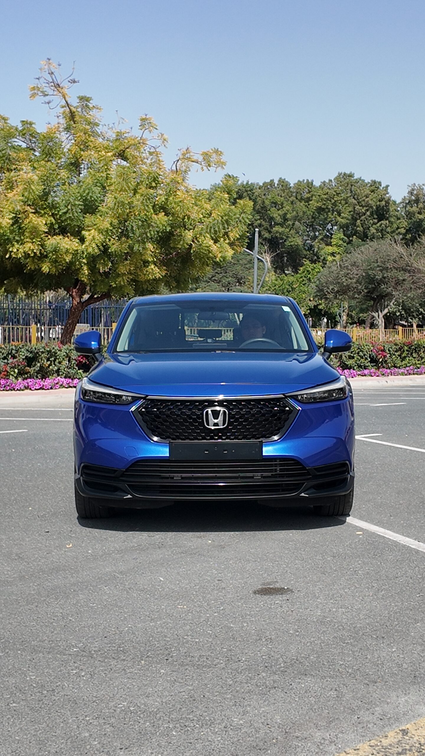 
								Honda HRV 2022 GCC New Shape full									