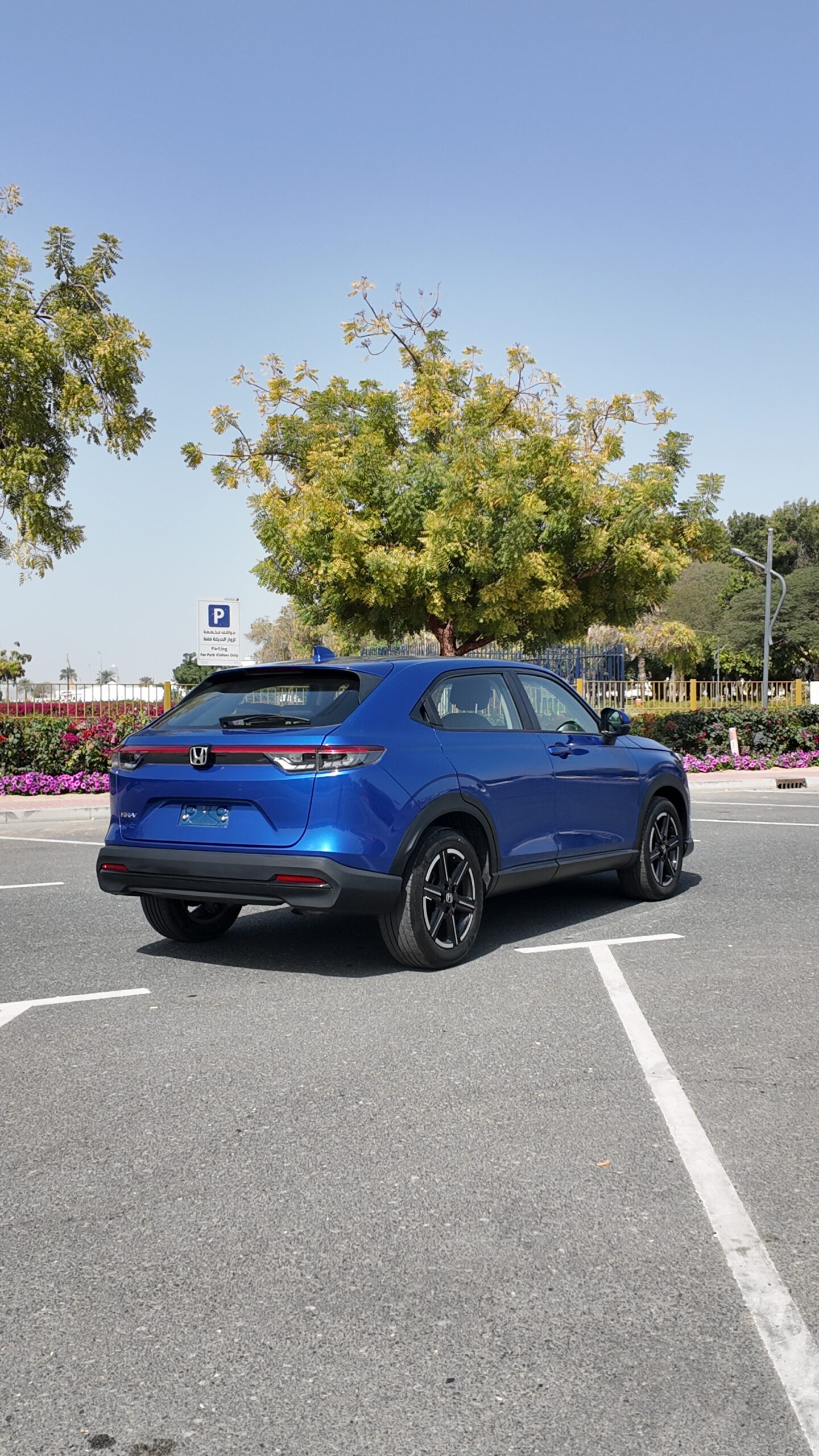 
								Honda HRV 2022 GCC New Shape full									