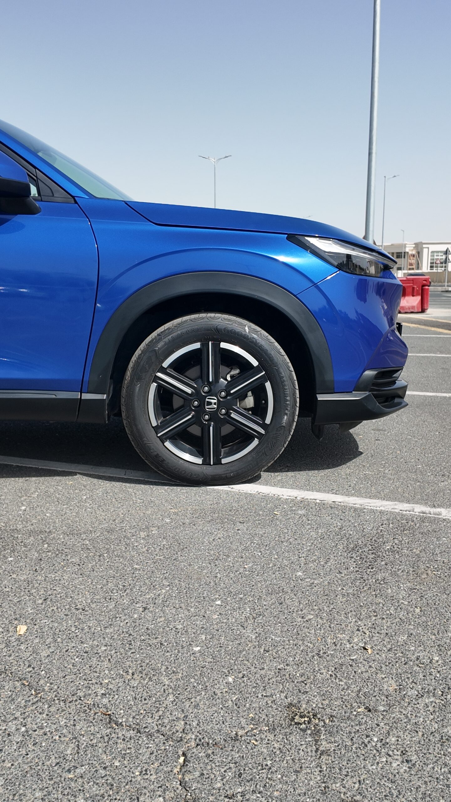 
								Honda HRV 2022 GCC New Shape full									