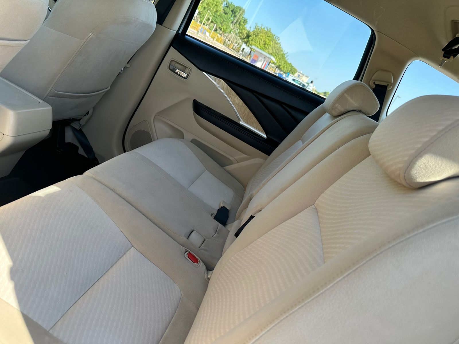 
								Mitsubishi Xpander 2022 full									