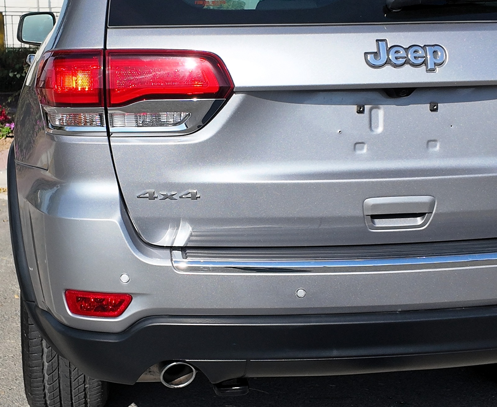 
								Jeep Grand Cherokee Limited 4/4 full									