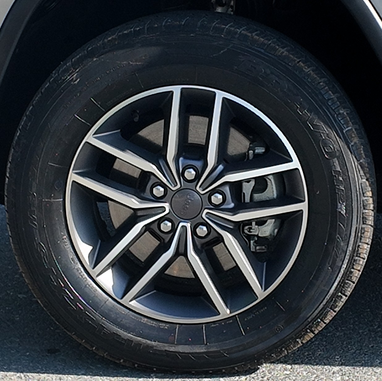 
								Jeep Grand Cherokee Limited 4/4 full									