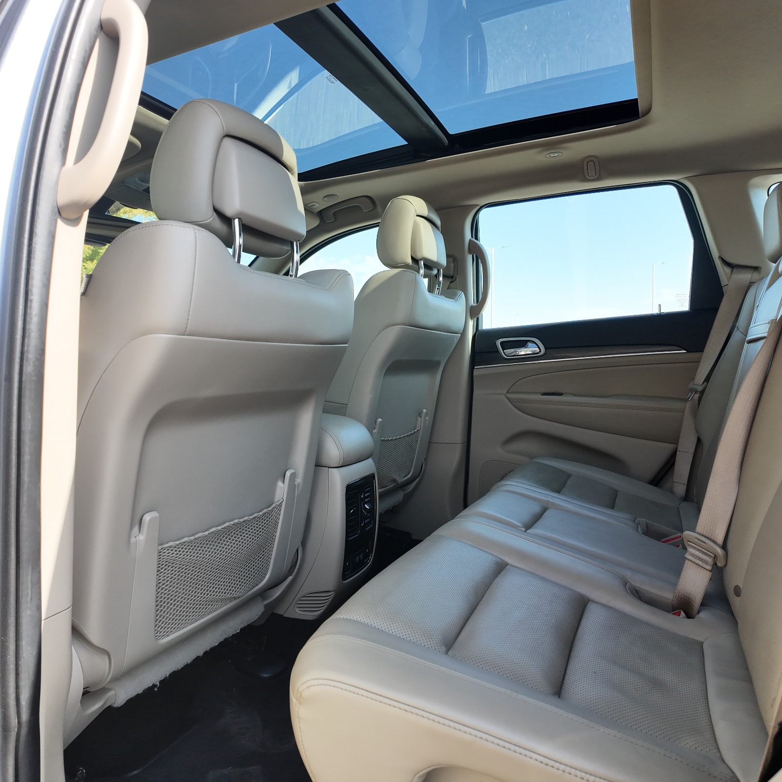 
								Jeep Grand Cherokee Limited 4/4 full									