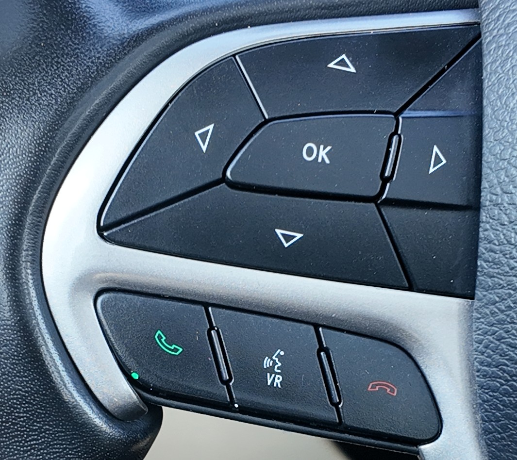 
								Jeep Grand Cherokee Limited 4/4 full									