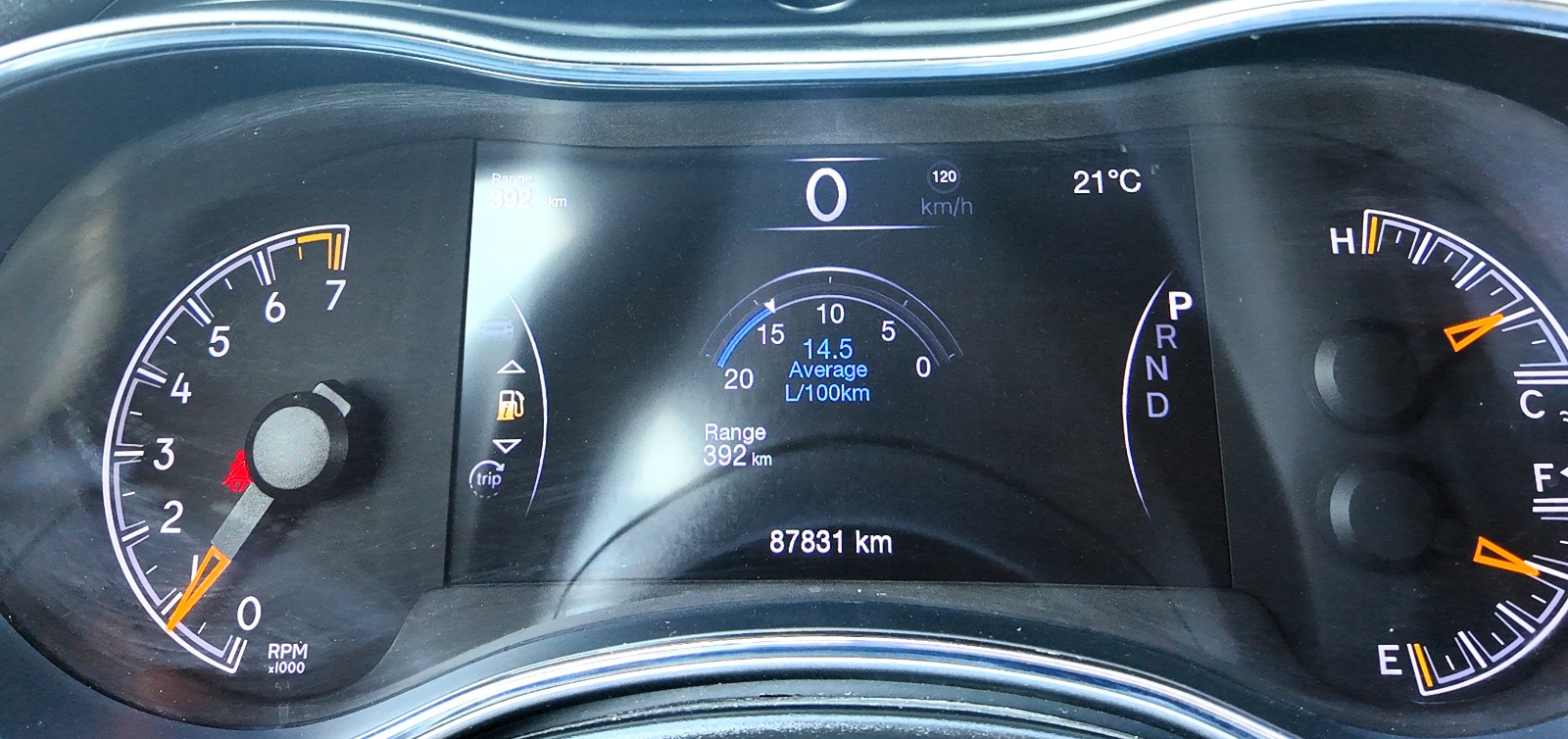 
								Jeep Grand Cherokee Limited 4/4 full									