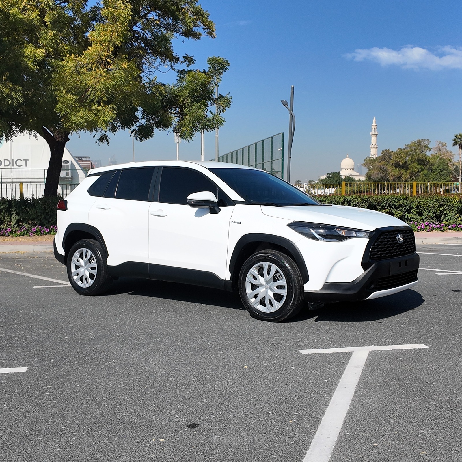 
								TOYOTA COROLLA CROSS HYBRID 2022 full									