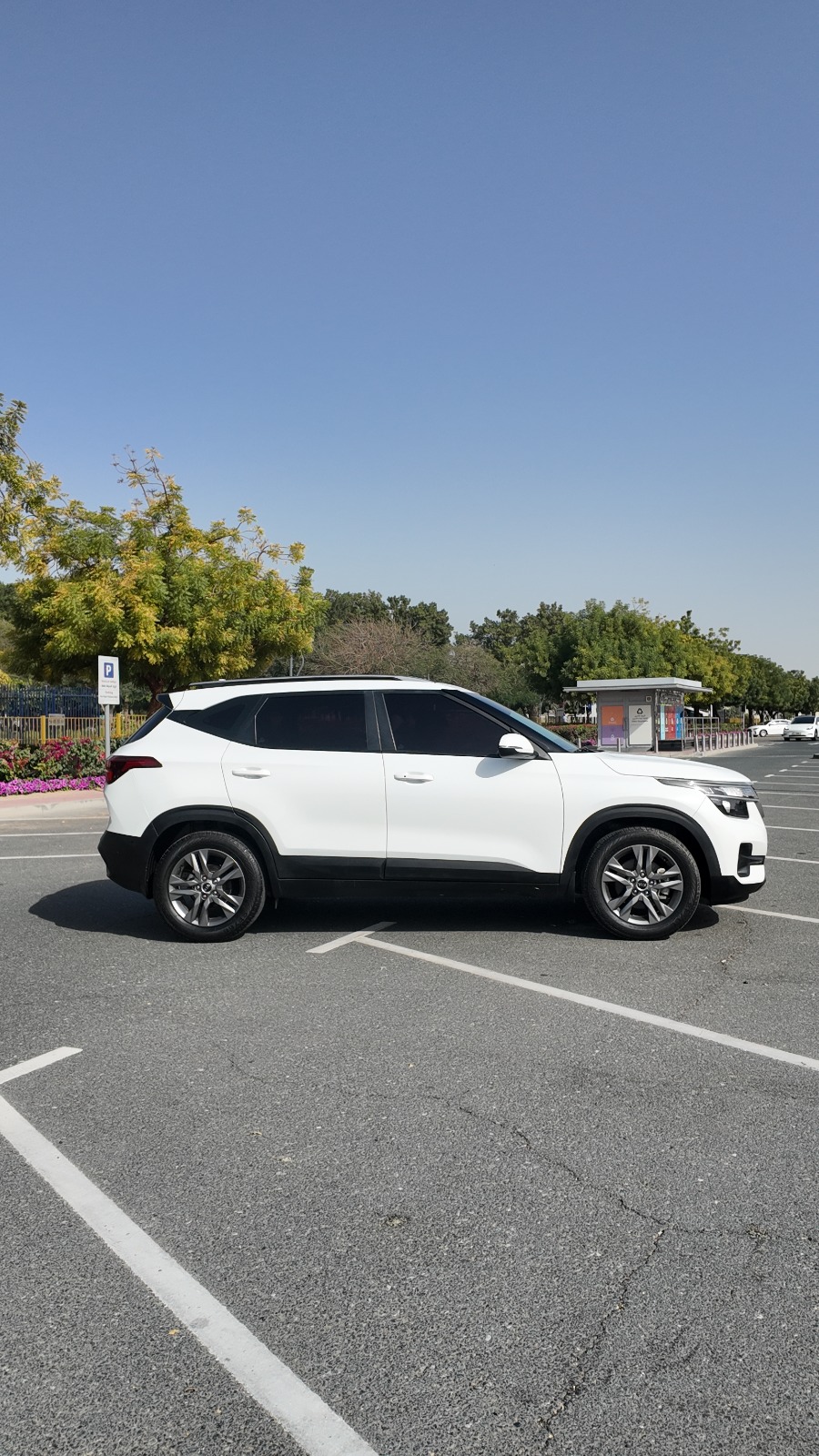 
								Kia Seltos Ex Full Option 2020 full									