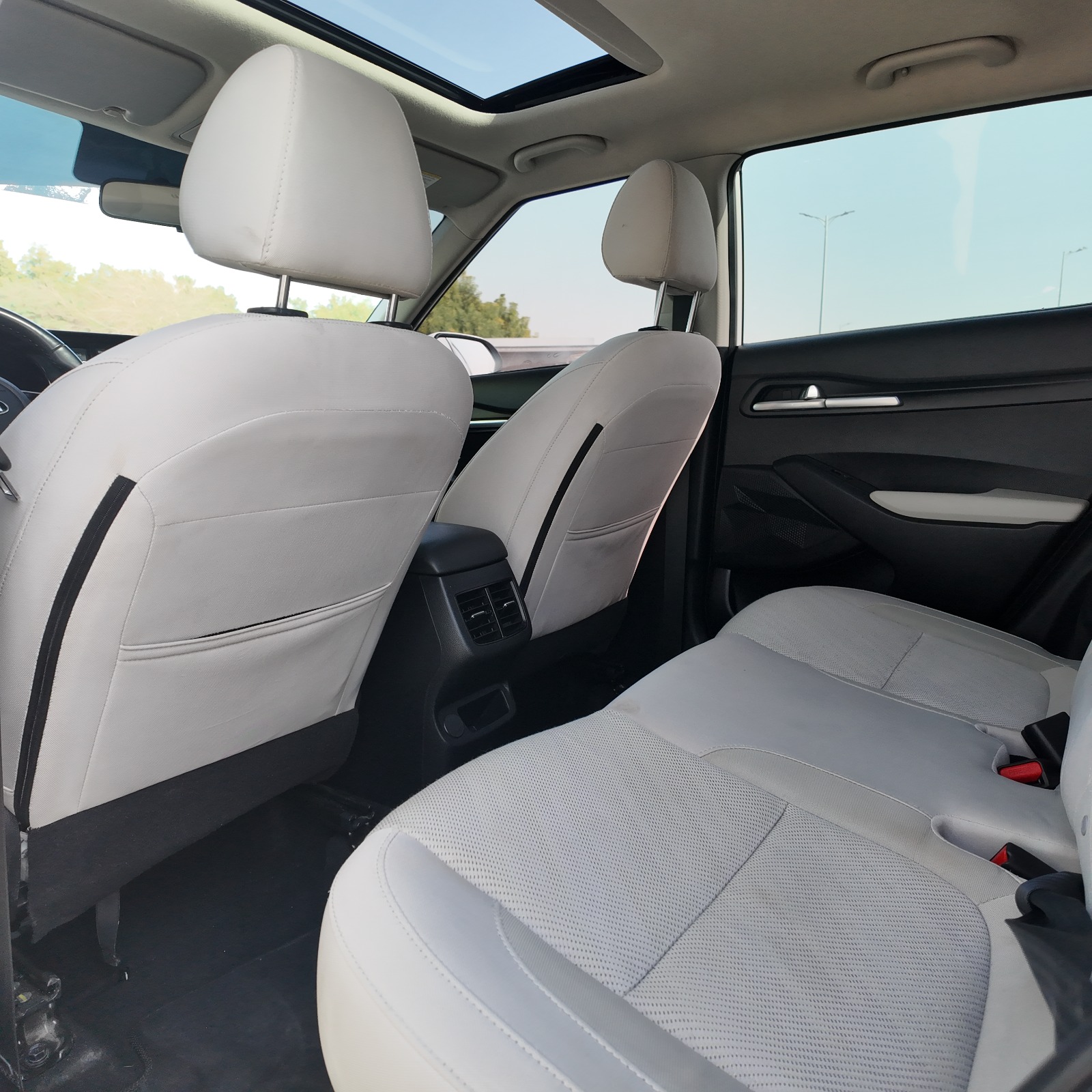 
								Kia Seltos Ex Full Option 2020 full									