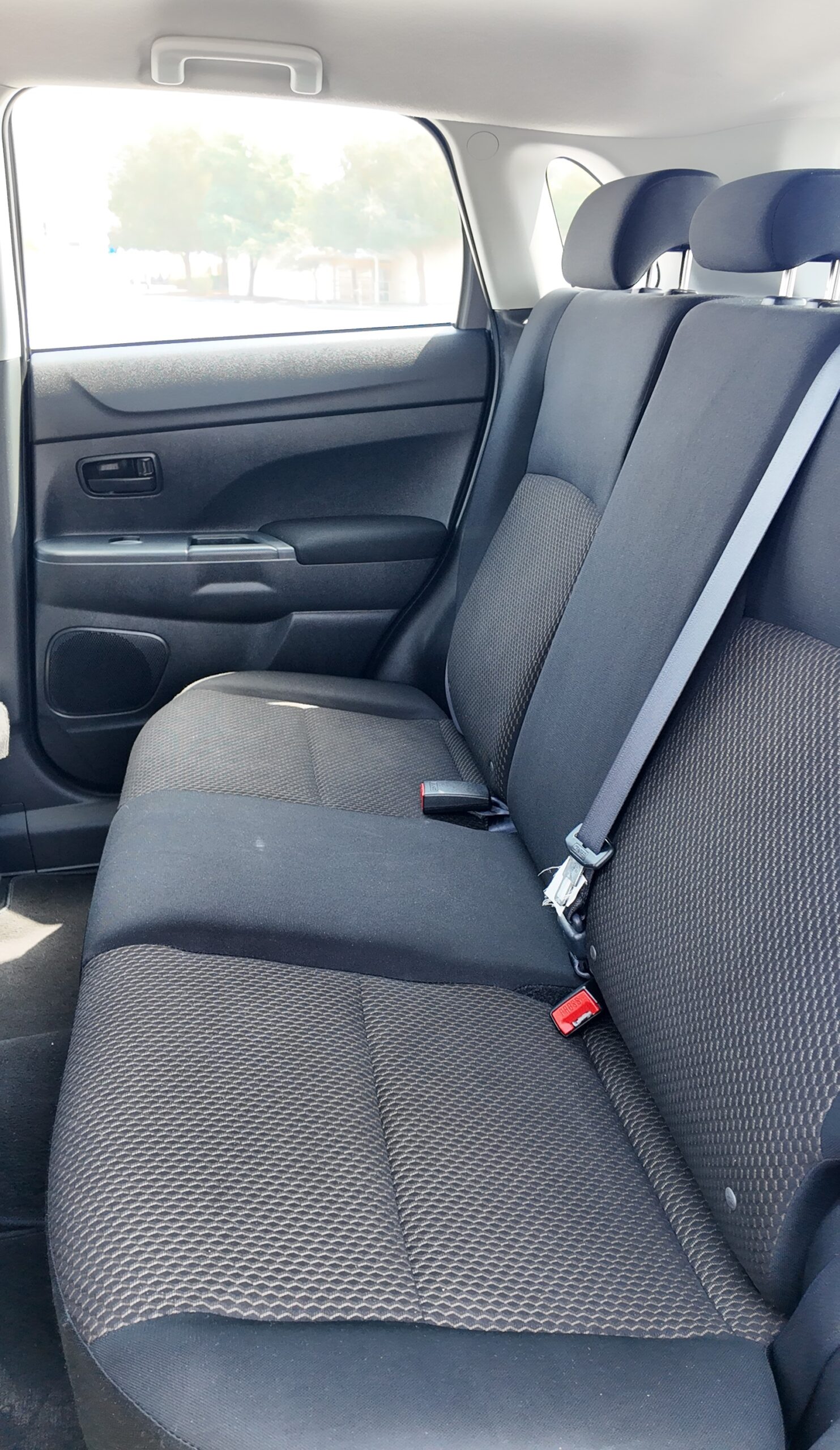 
								Mitsubishi ASX 2.0 L| full									