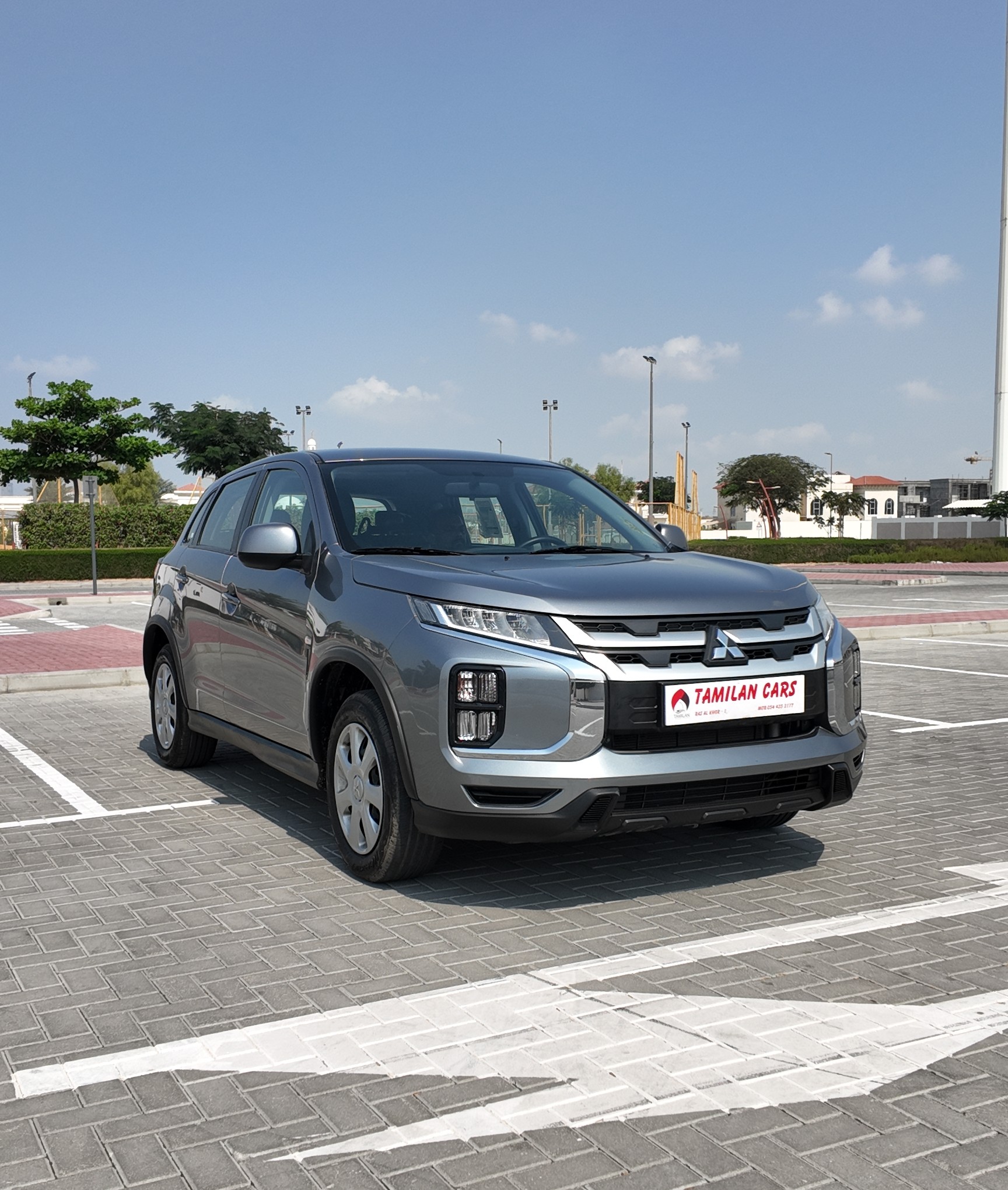 
								Mitsubishi ASX 2.0 L| full									