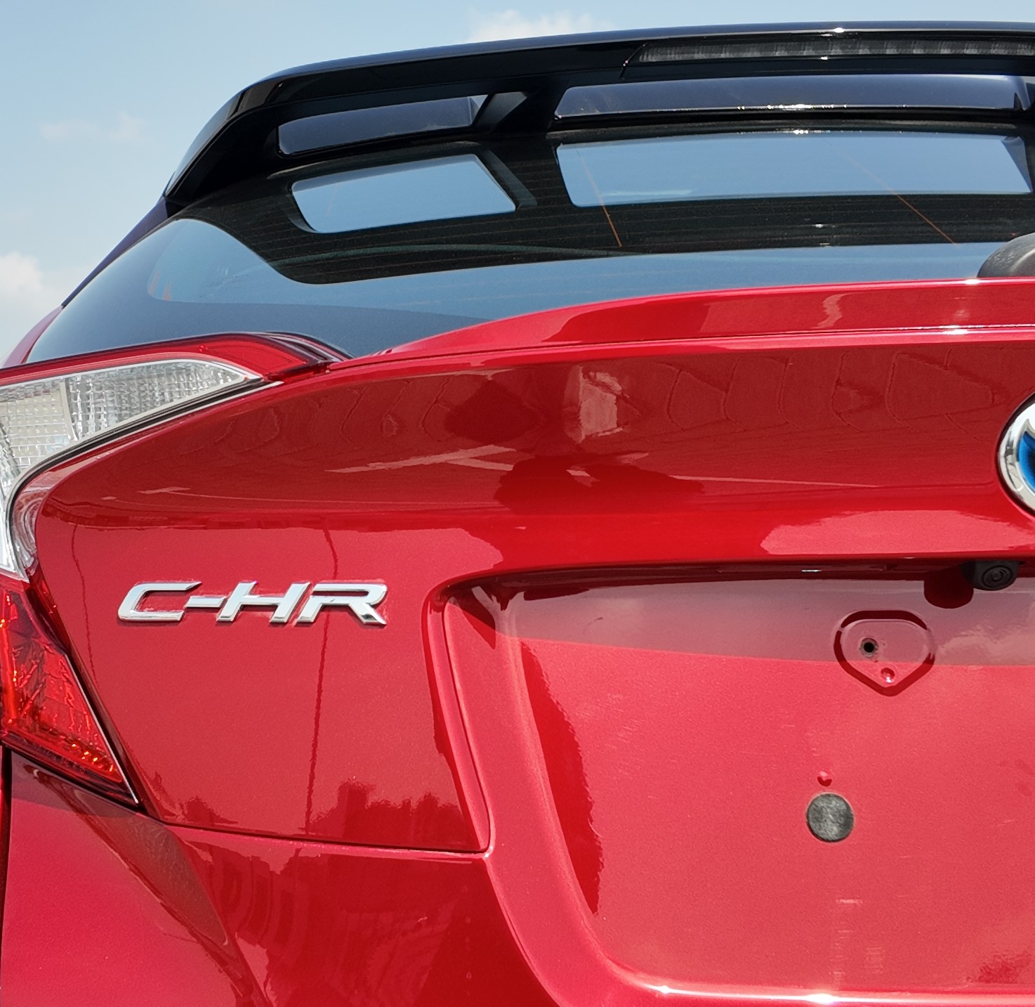 
								2021 | Toyota CH-R HYBRID | RED/BLACK | Service History full									