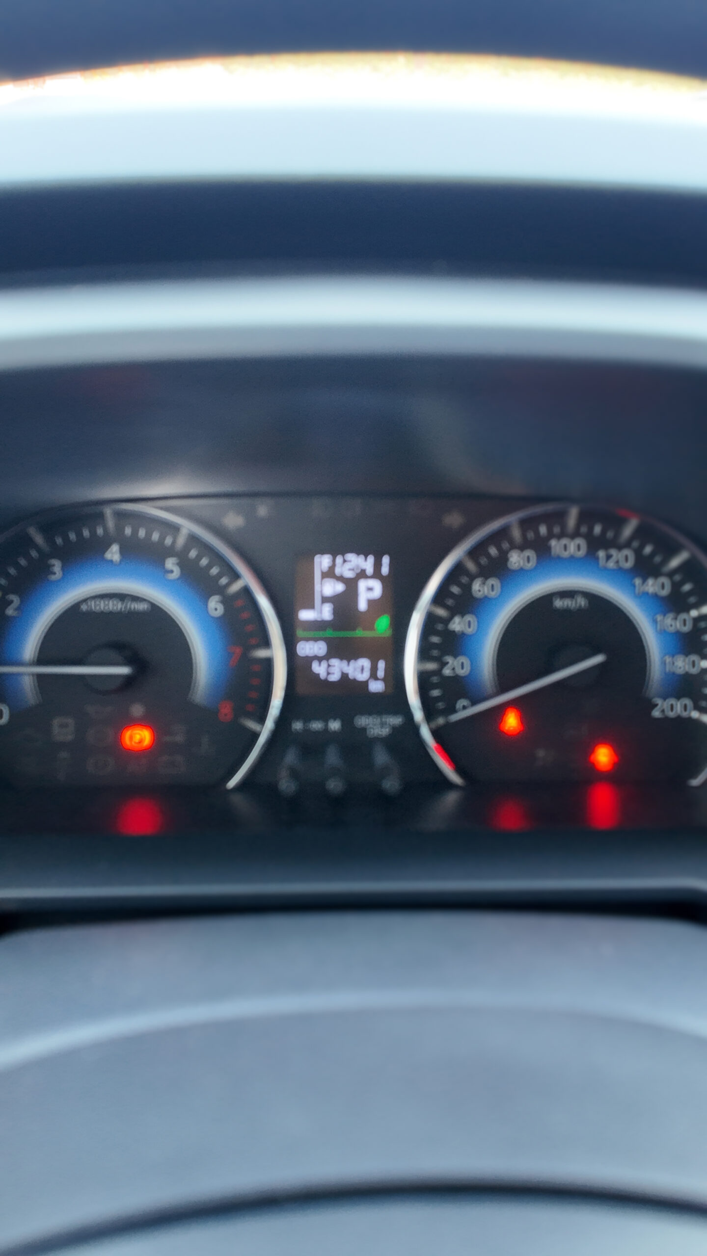 
								2021 Toyota Rush 1.5l Economy Car full									