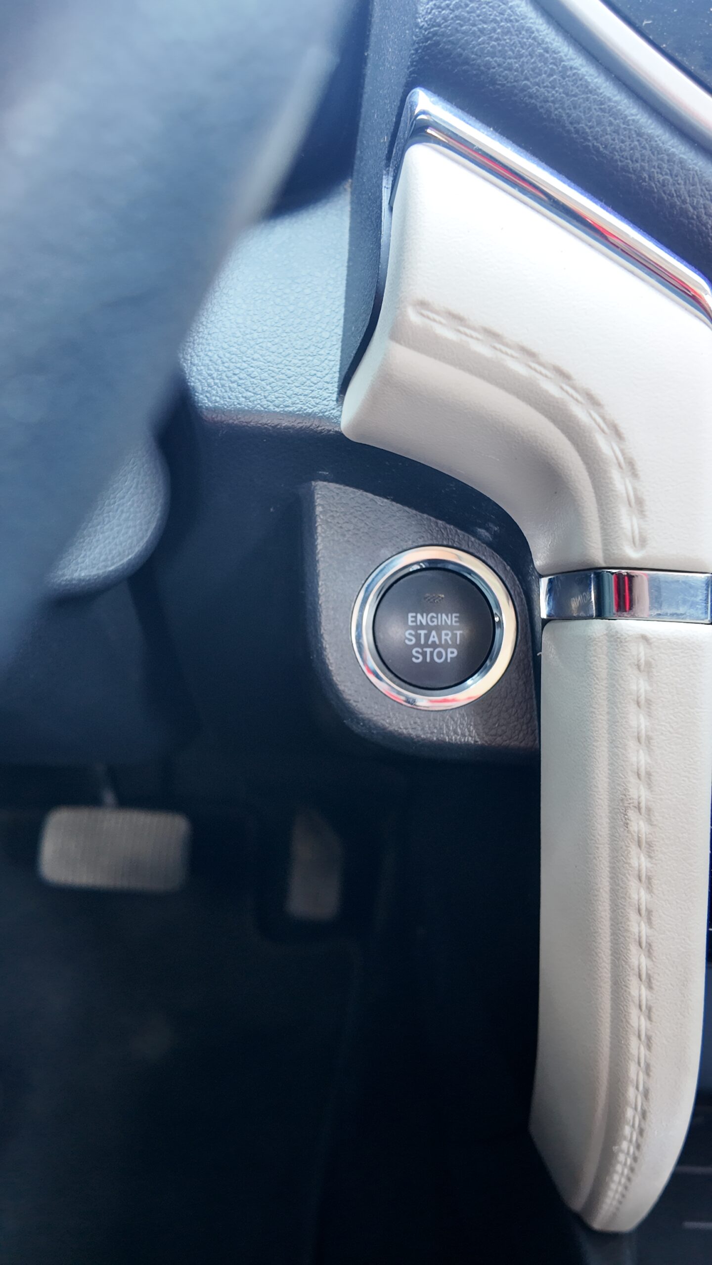 
								2021 Toyota Rush 1.5l Economy Car full									