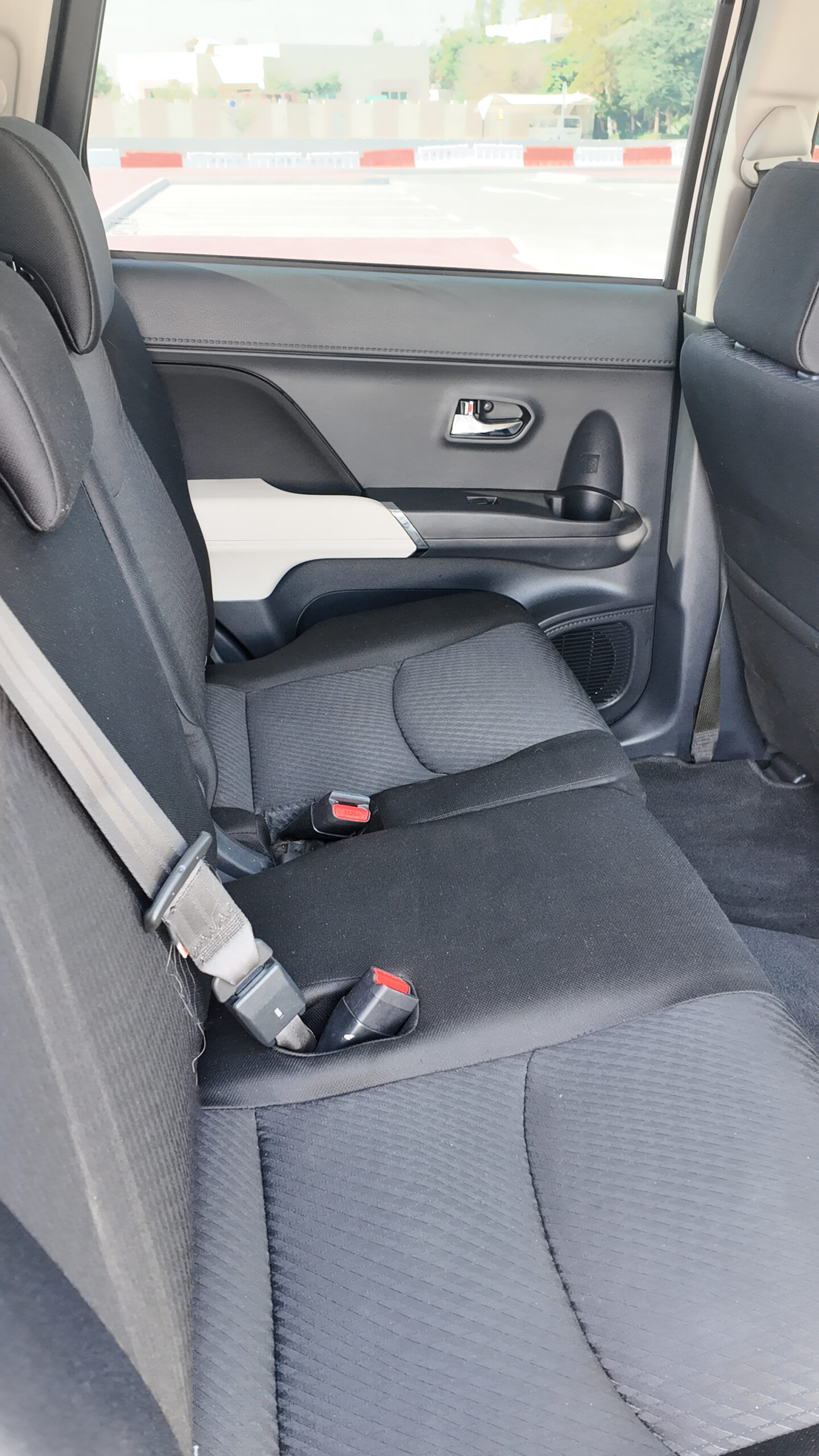 
								2021 Toyota Rush 1.5l Economy Car full									