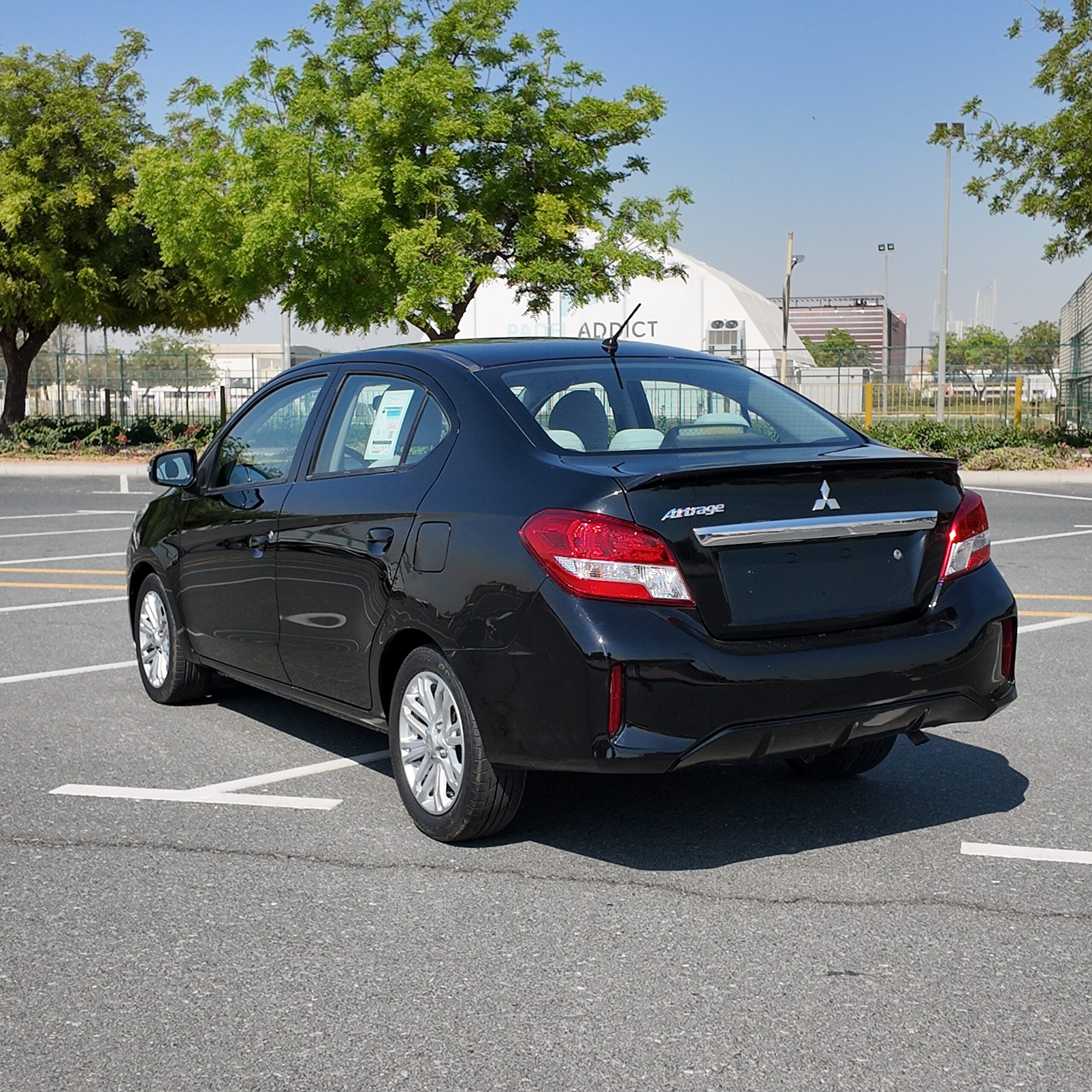 
								2021 Mitsubishi Attrage full									