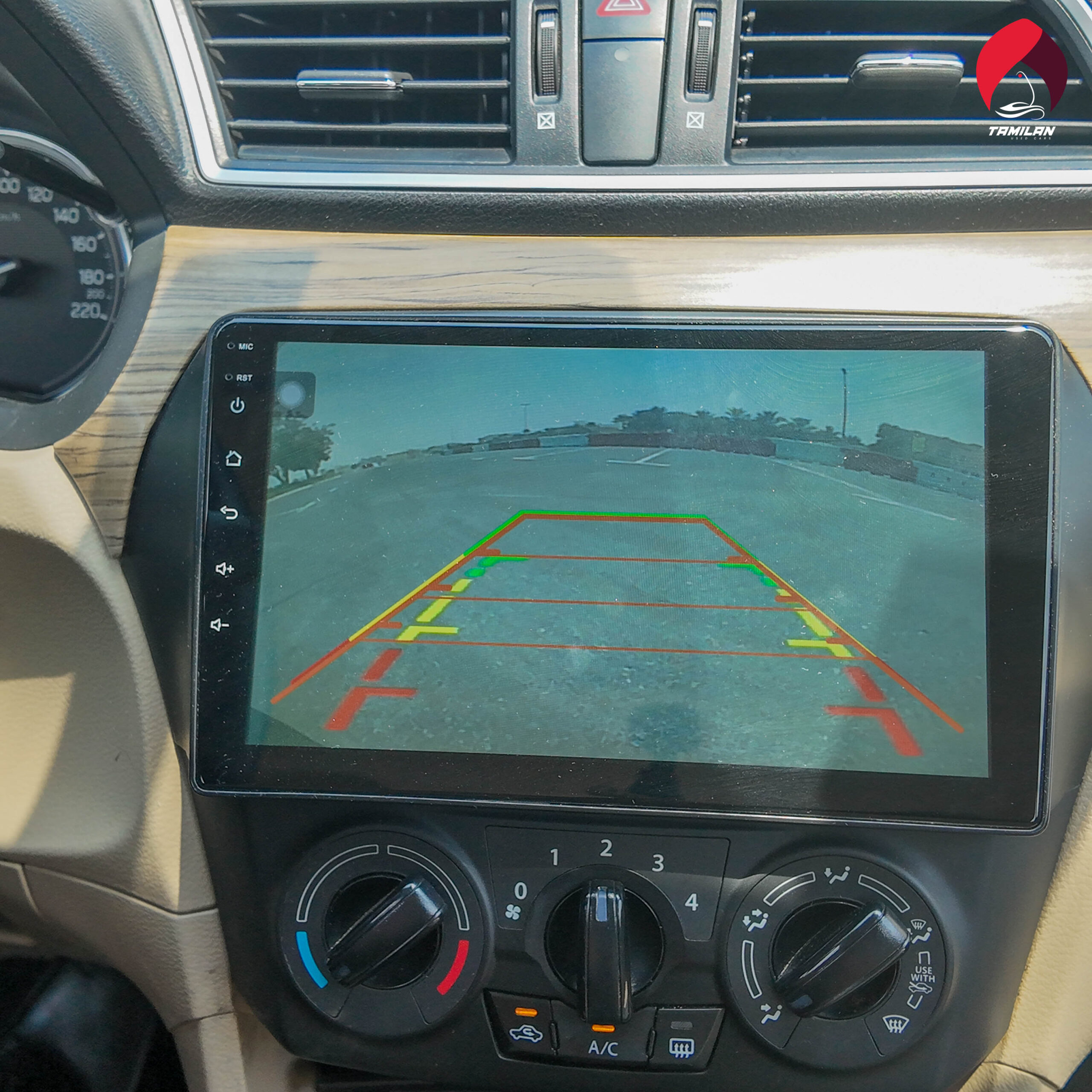 
										2023 | Suzuki Ciaz | White full									