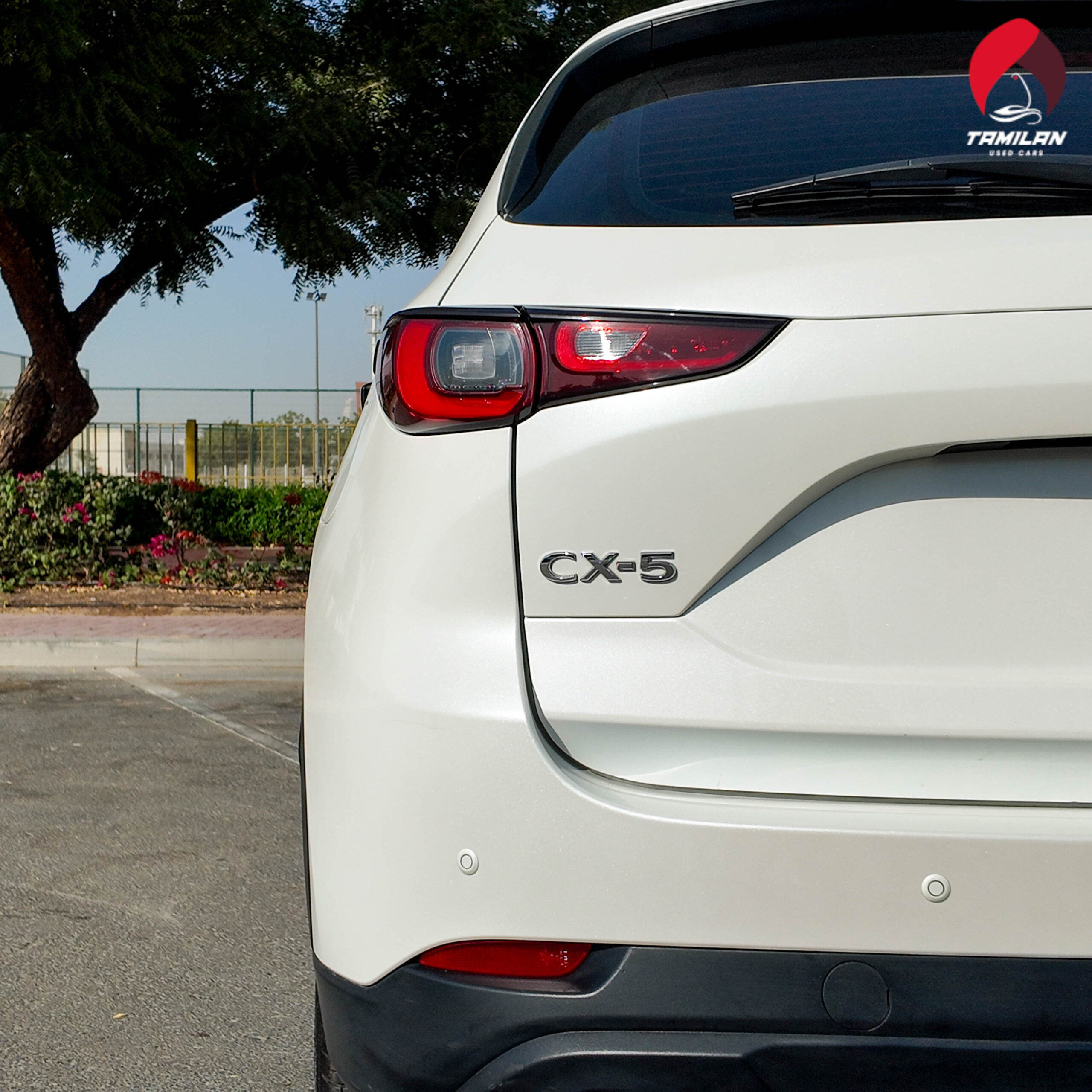 
								2023 Mazda CX-5 White full									