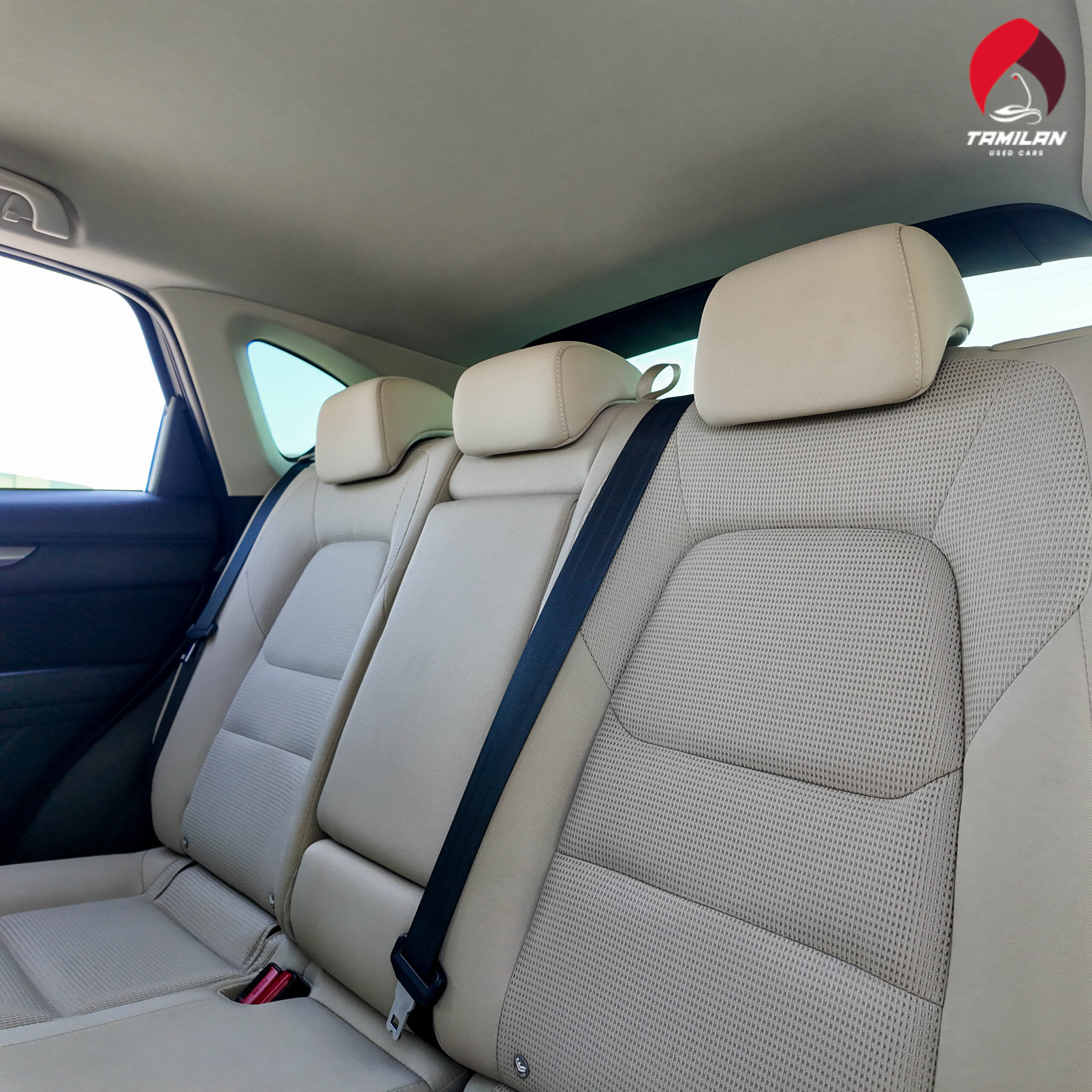 
								2023 Mazda CX-5 White full									