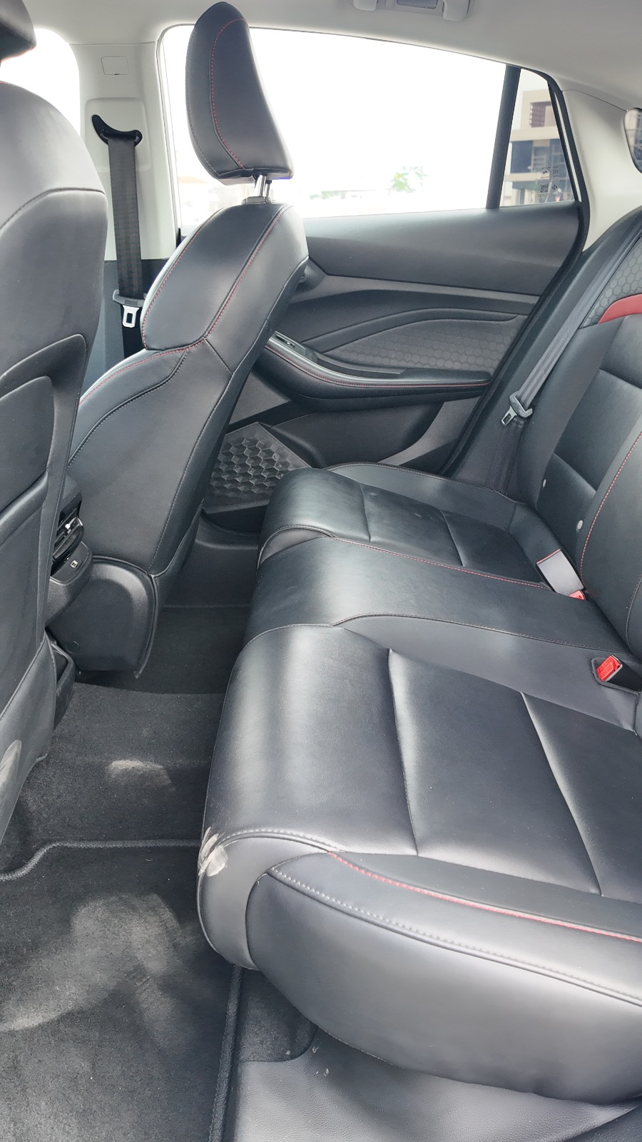 
								2023 MG GT 1.5 Turbo full									