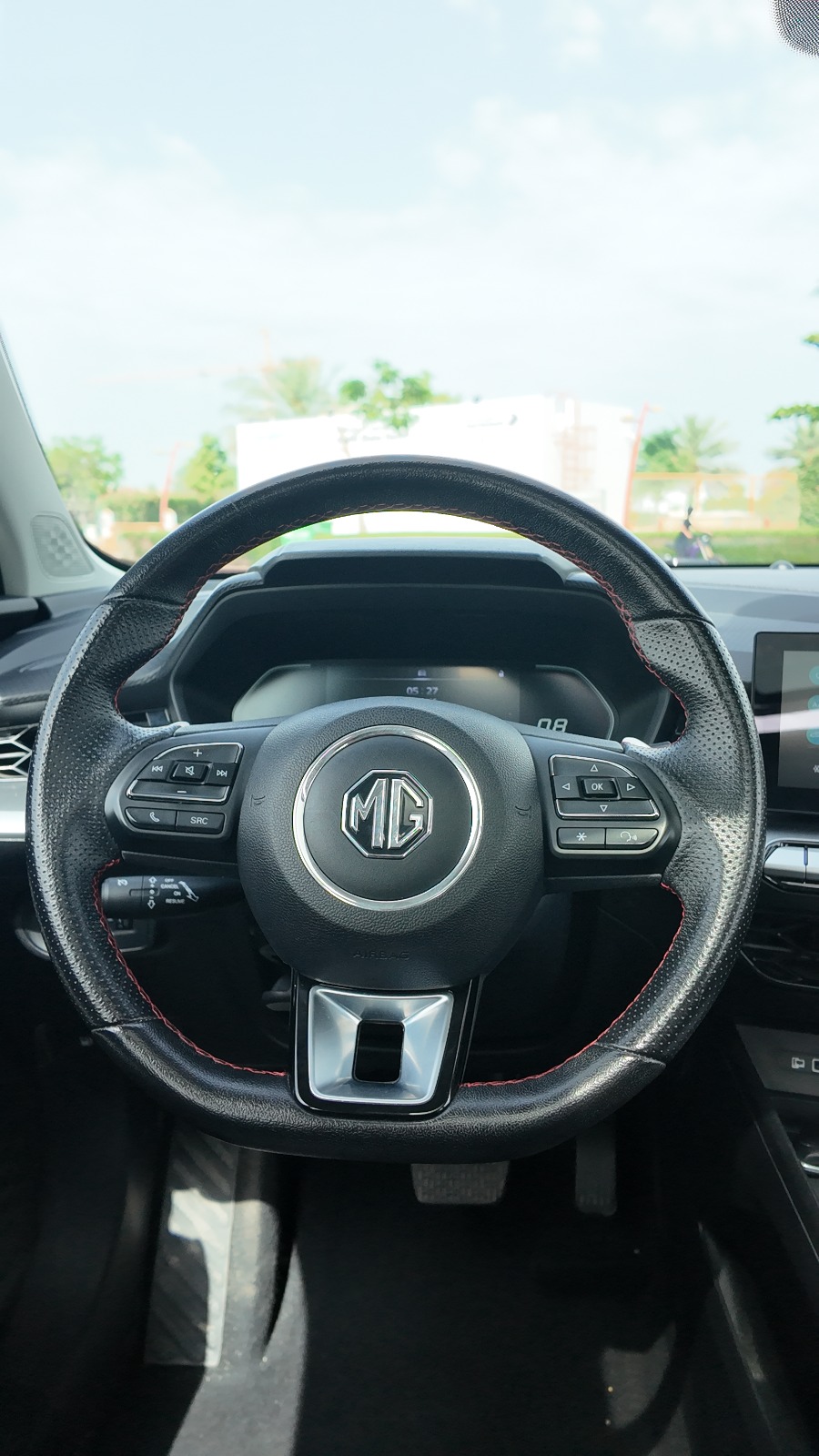 
								2023 MG GT 1.5 Turbo full									