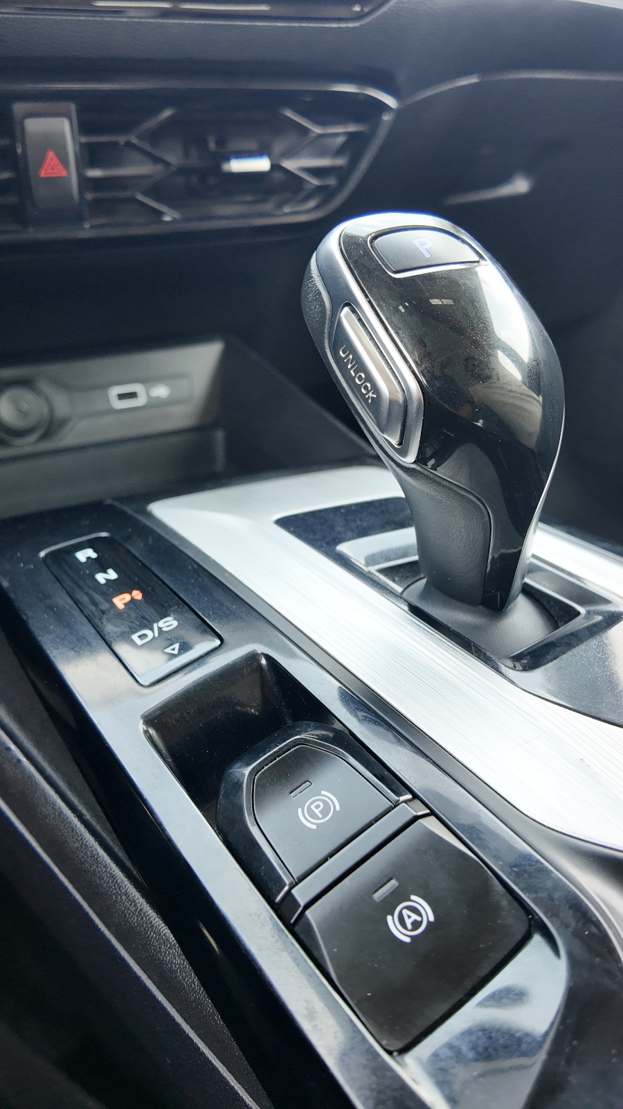 
								2023 MG GT 1.5 Turbo full									