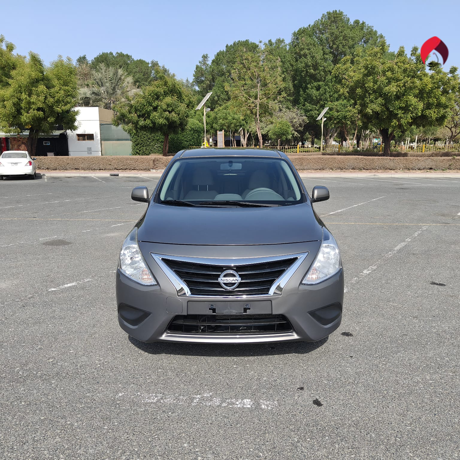 
								2022 Nissan Sunny 1.5l Brown full									