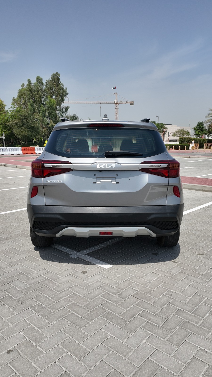 
								2023 Kia Seltos 1.6l Grey full									