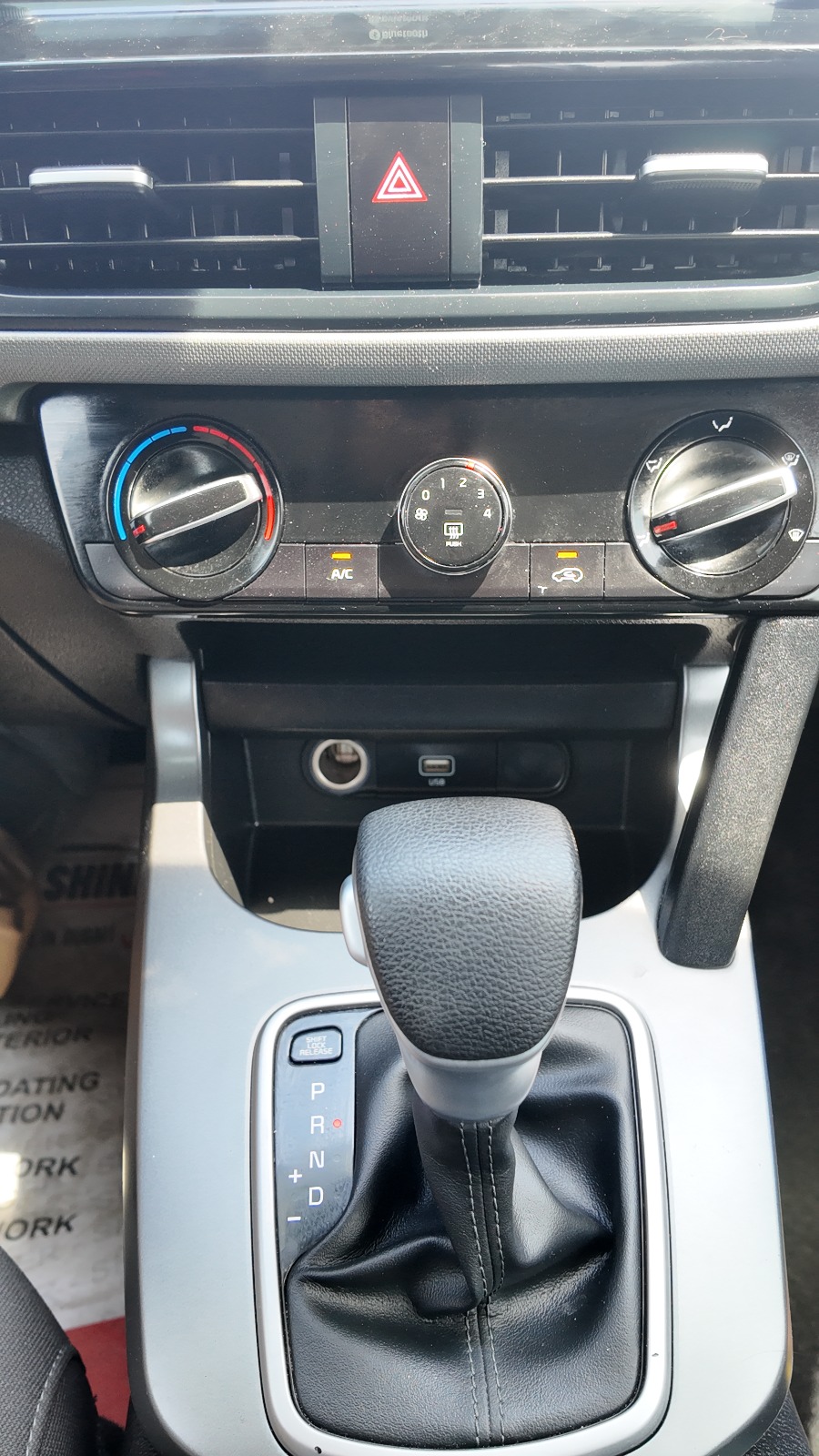 
								2023 Kia Seltos 1.6l Grey full									
