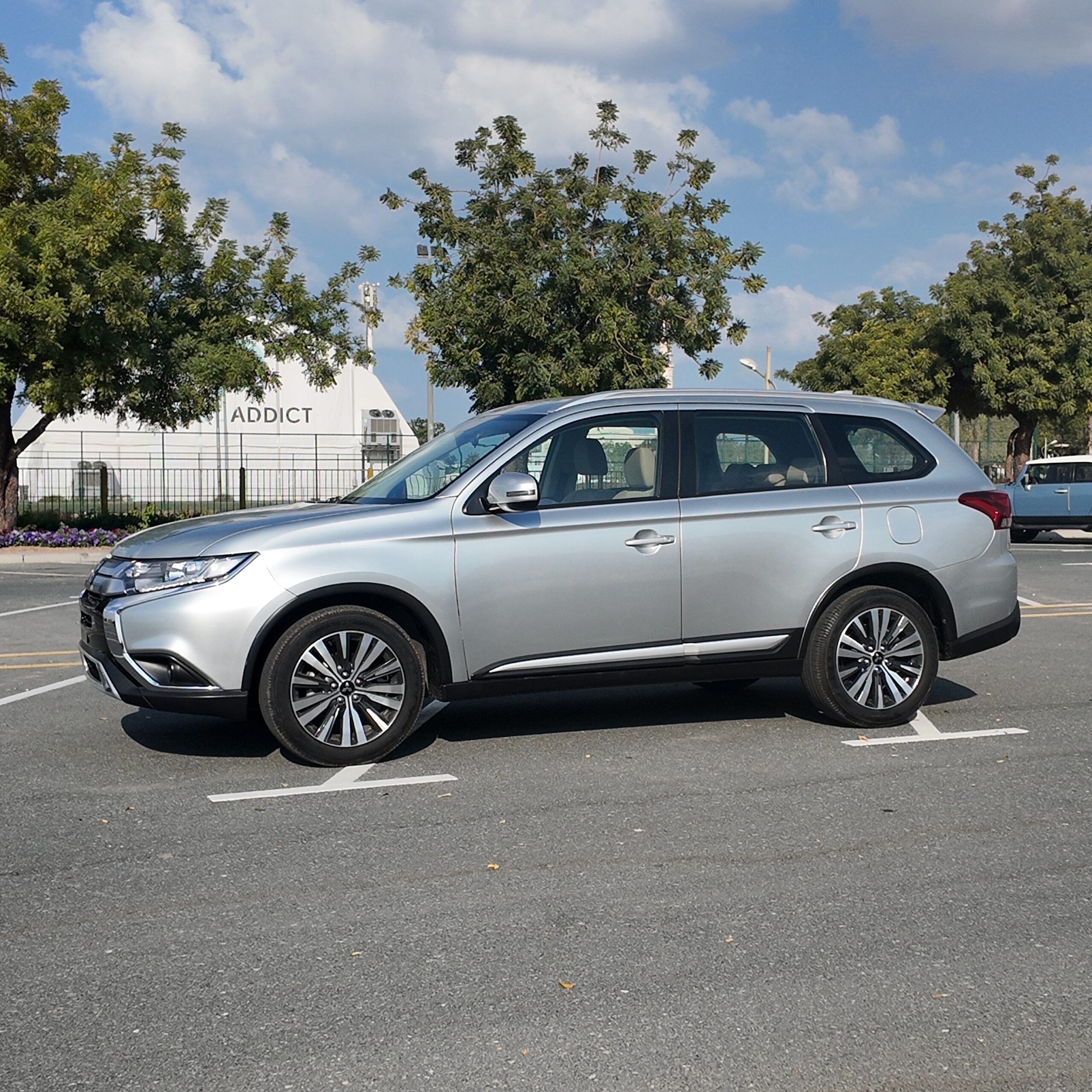 
								2023 Mitsubishi Outlander GLS 4×4 2.5L full									