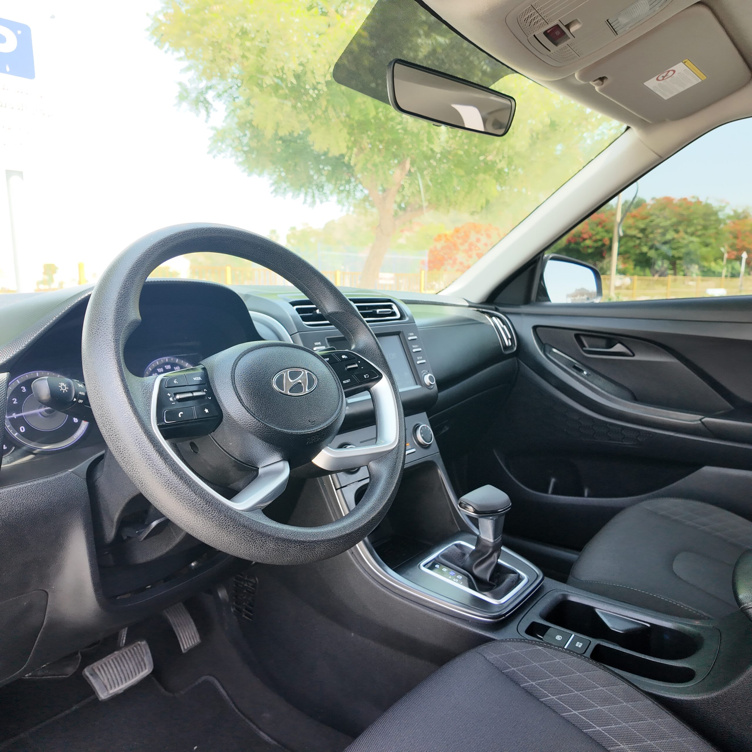 
								2023 Hyundai Creta 1.5l Smart full									