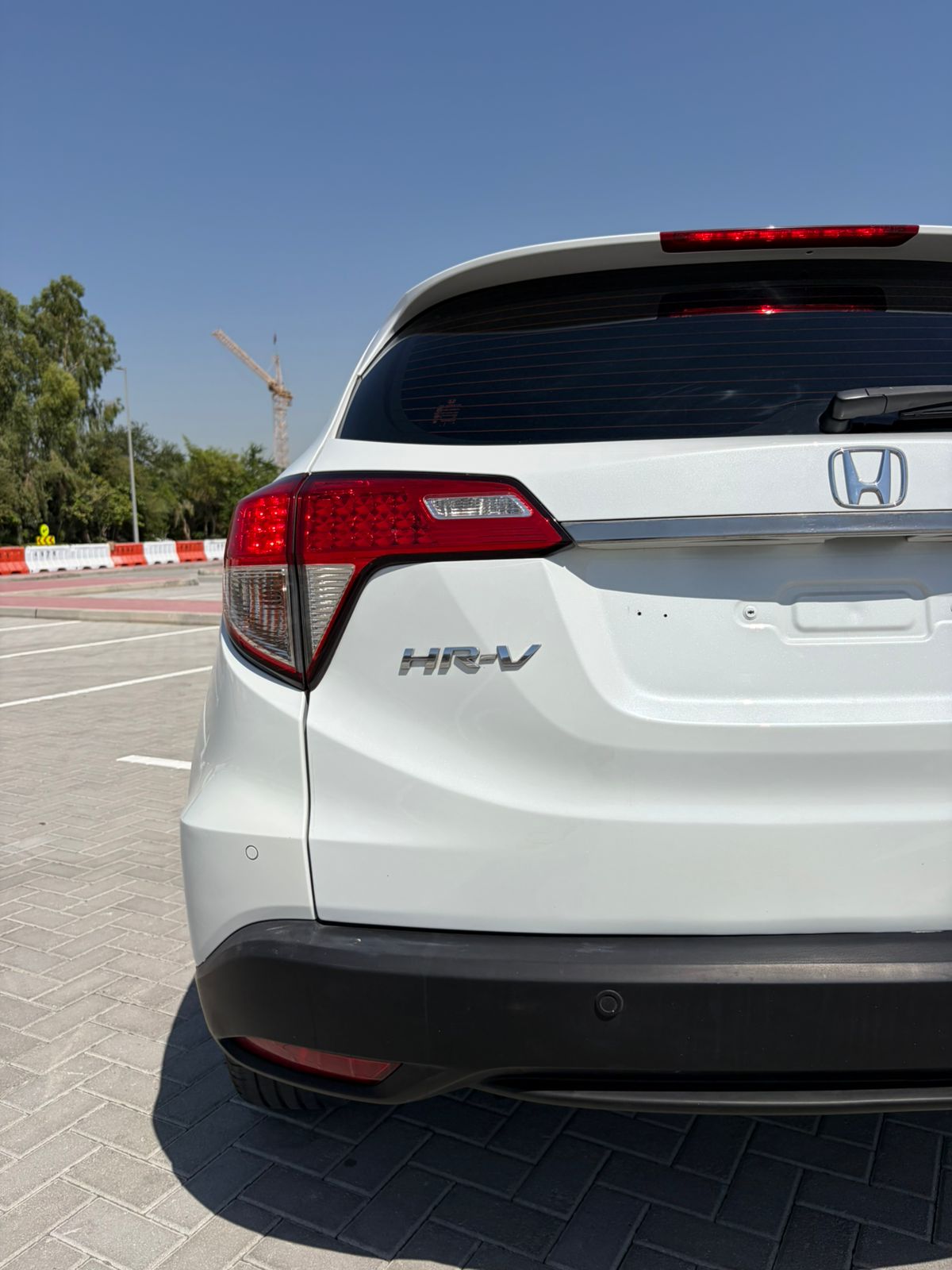 
								2021 Honda HRV 1.8L full									