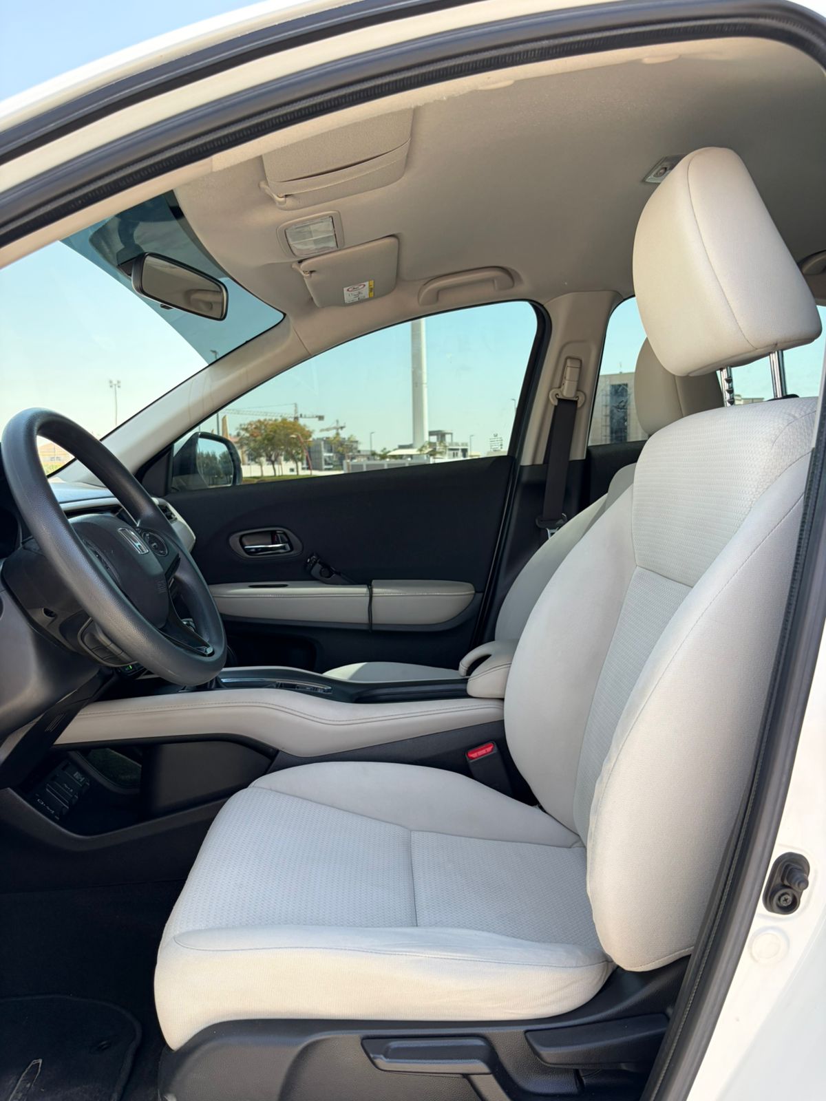 
								2021 Honda HRV 1.8L full									