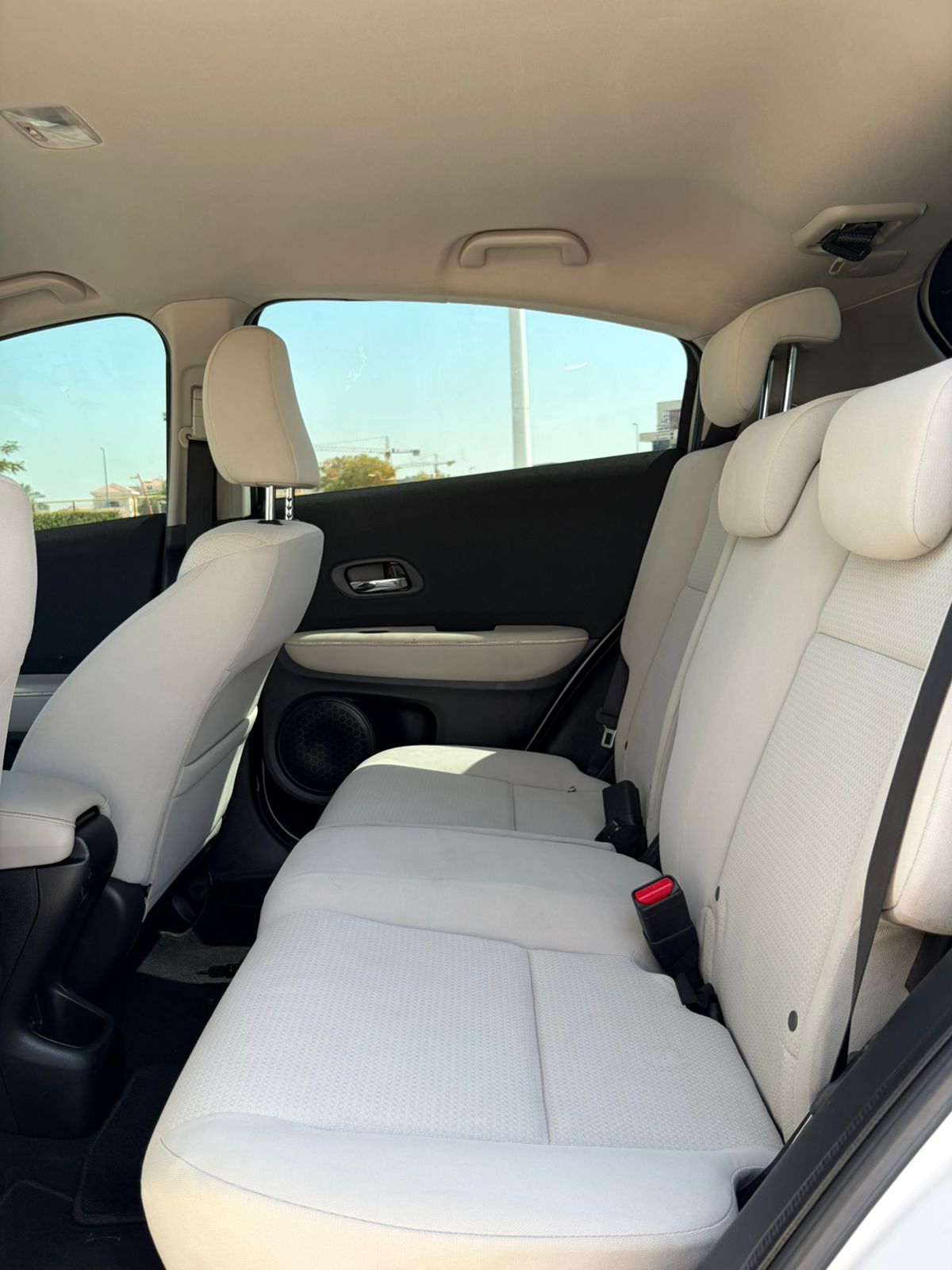
								2021 Honda HRV 1.8L full									