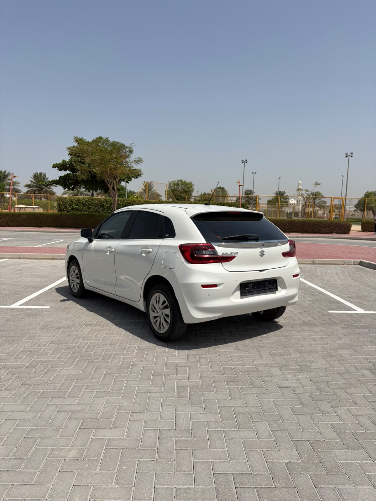 
								2024 Suzuki Baleno GLX full									