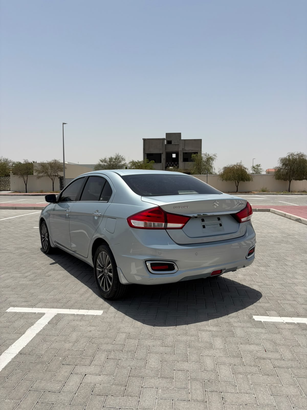 
								2023 Suzuki Ciaz GLX TOP OPTION full									