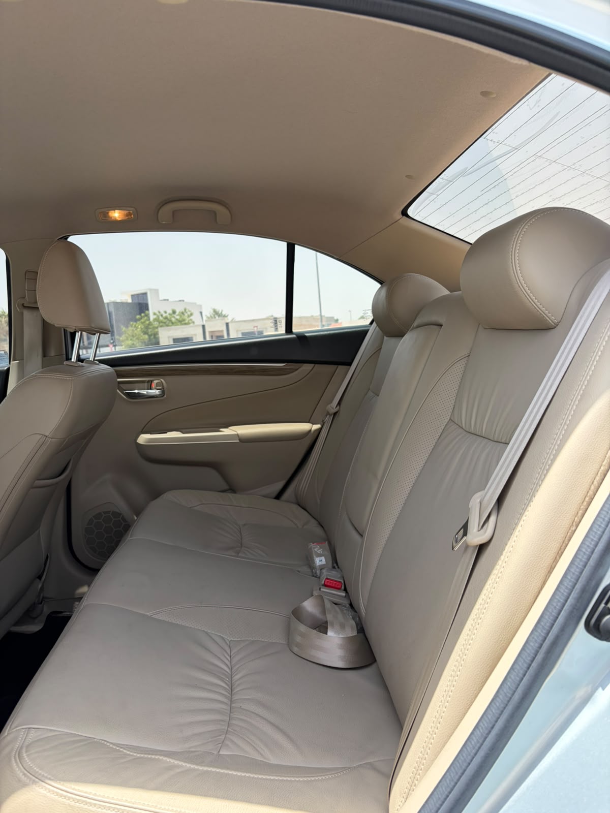 
								2023 Suzuki Ciaz GLX TOP OPTION full									