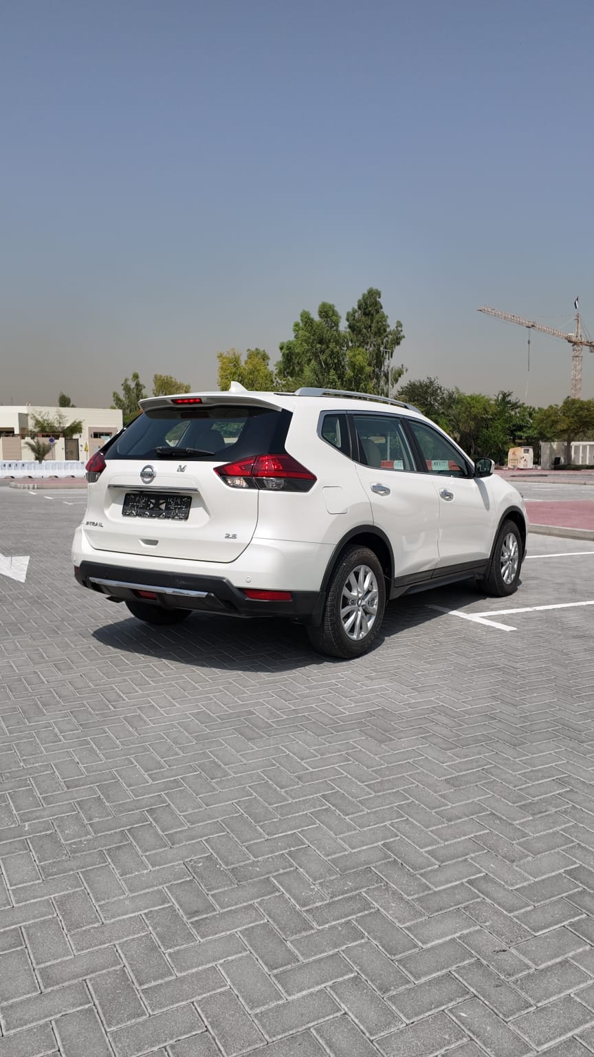 
								2020 Nissan X-Trail 4*4 full									