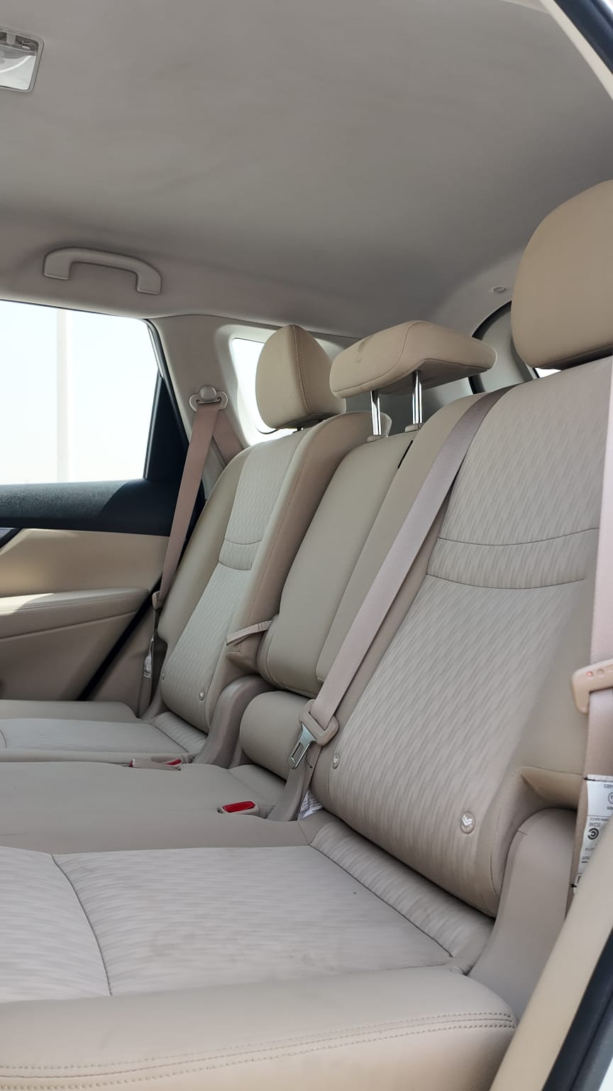
								2020 Nissan X-Trail 4*4 full									