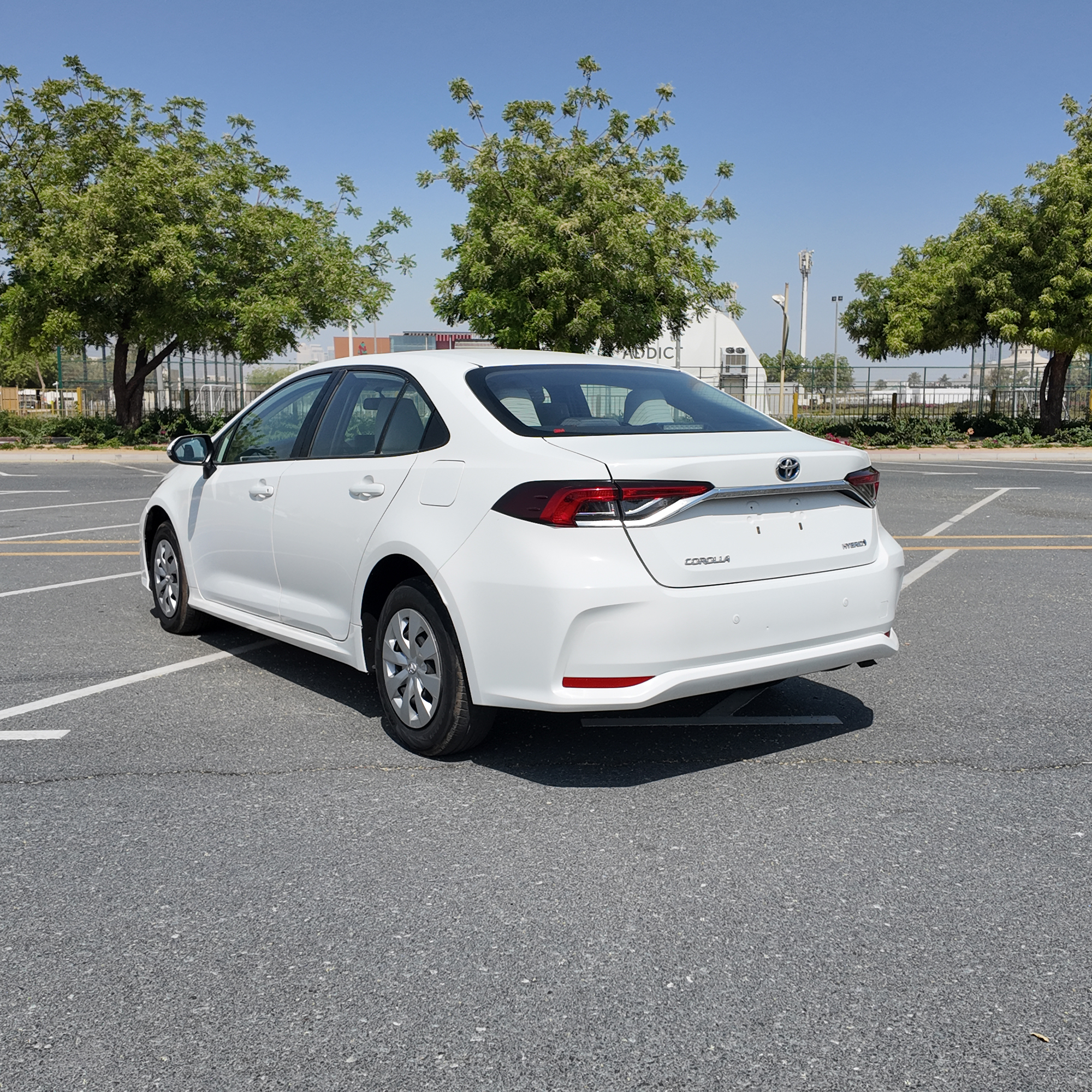 
								2020 Toyota Corolla HYBRID full									