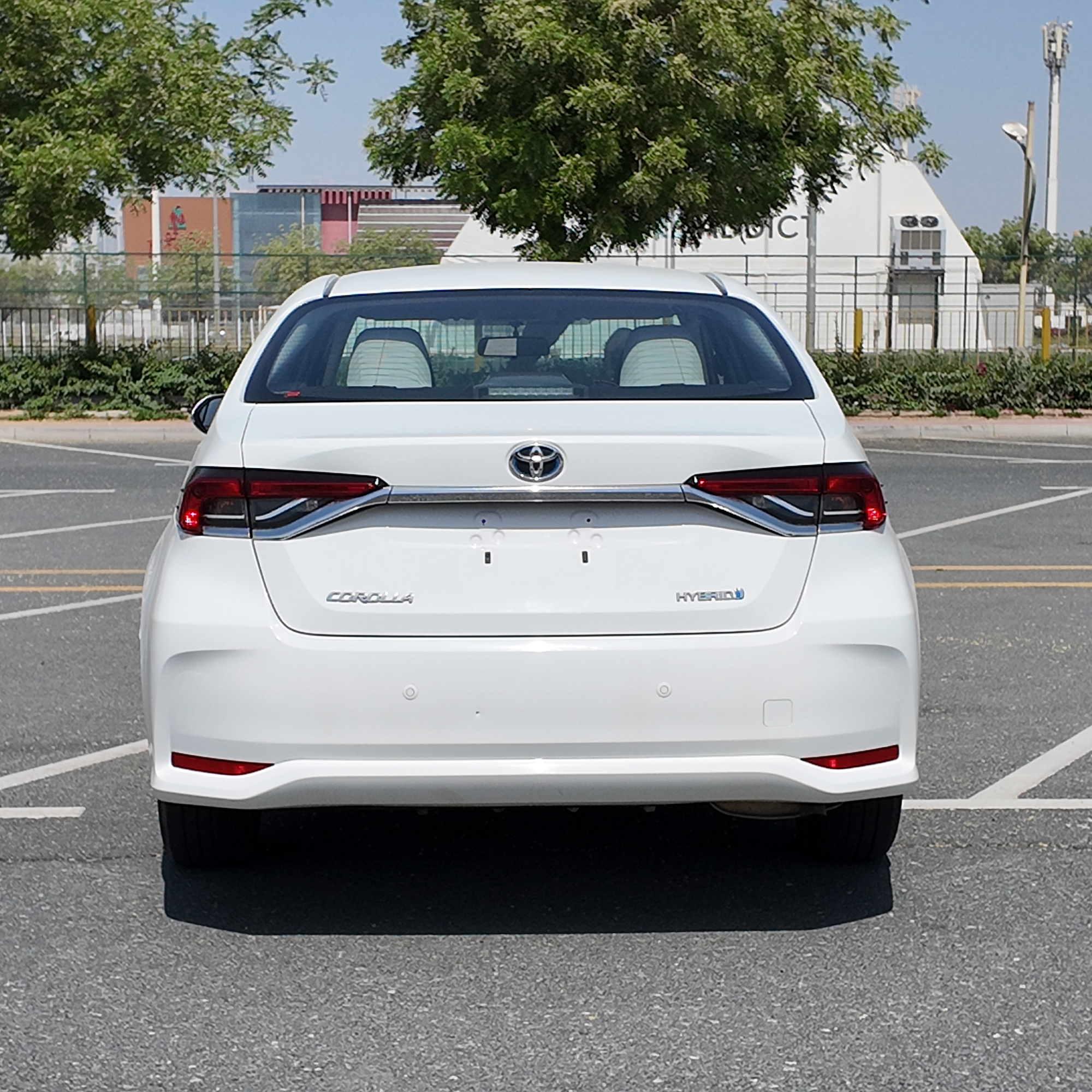 
								2020 Toyota Corolla HYBRID full									