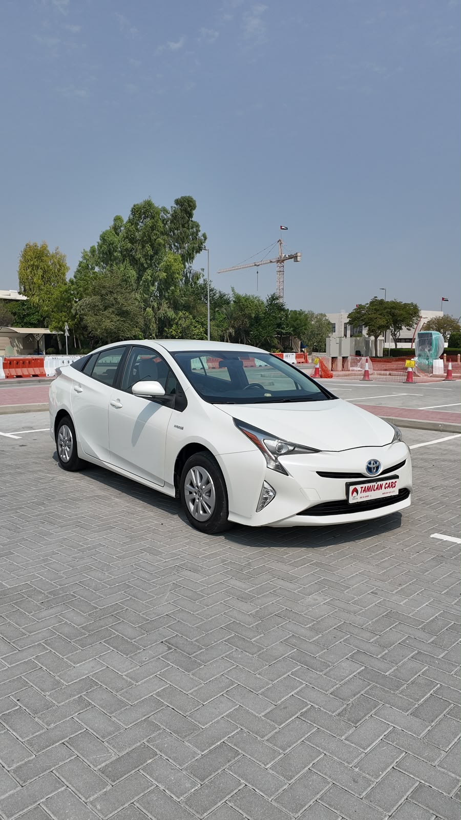 
								2017 Toyota Prius HYBRID full									