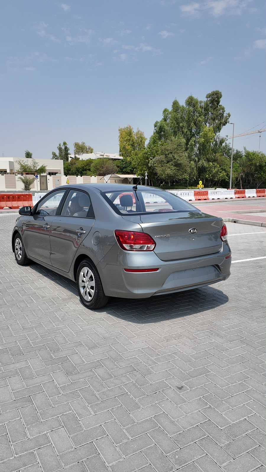 
								2021 Kia Pegas full									