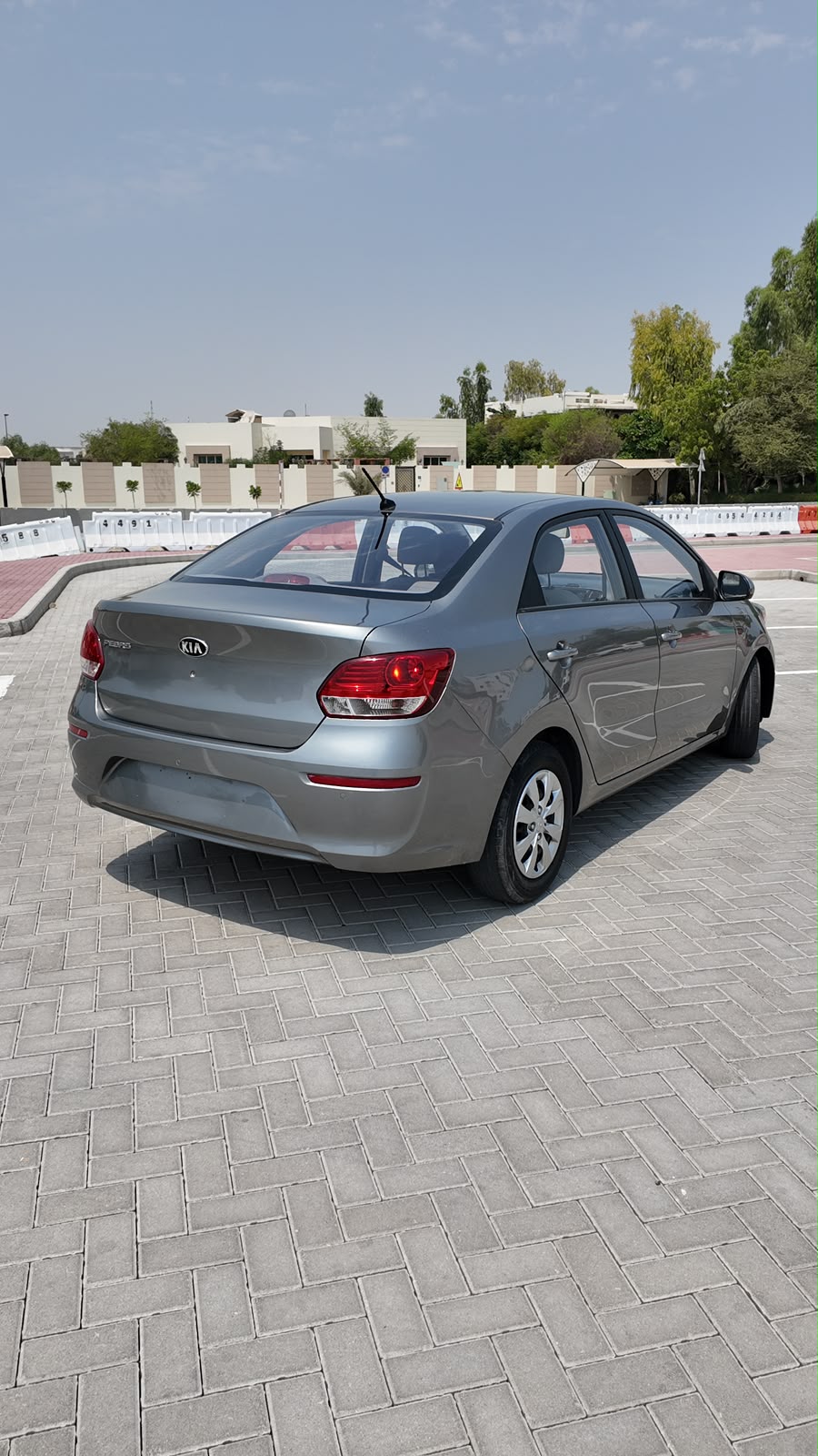 
								2021 Kia Pegas full									