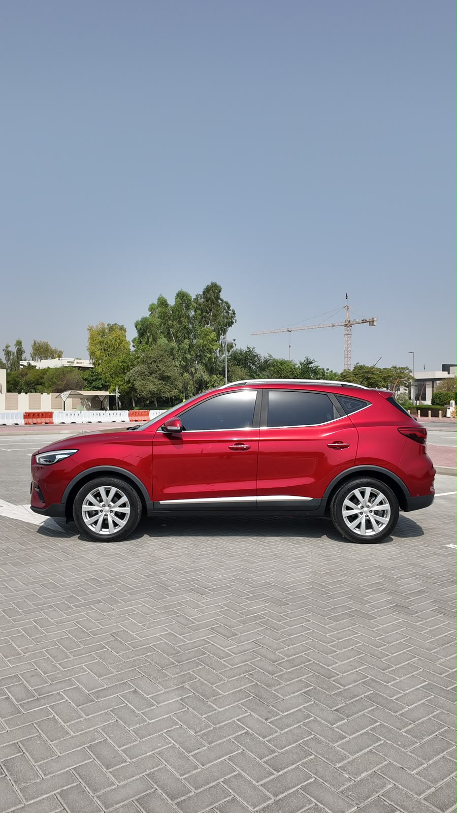 
								MG ZS 2024 full									