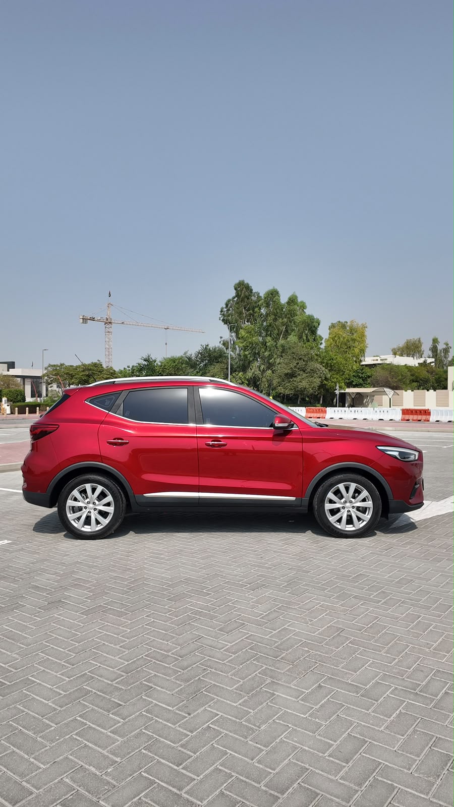 
								MG ZS 2024 full									