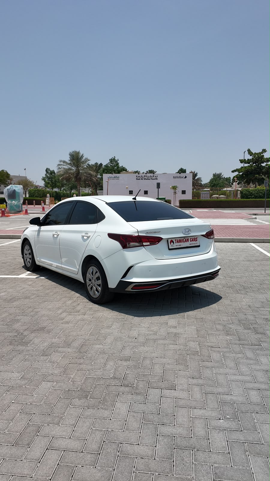 
								2022 Hyundai Accent full									
