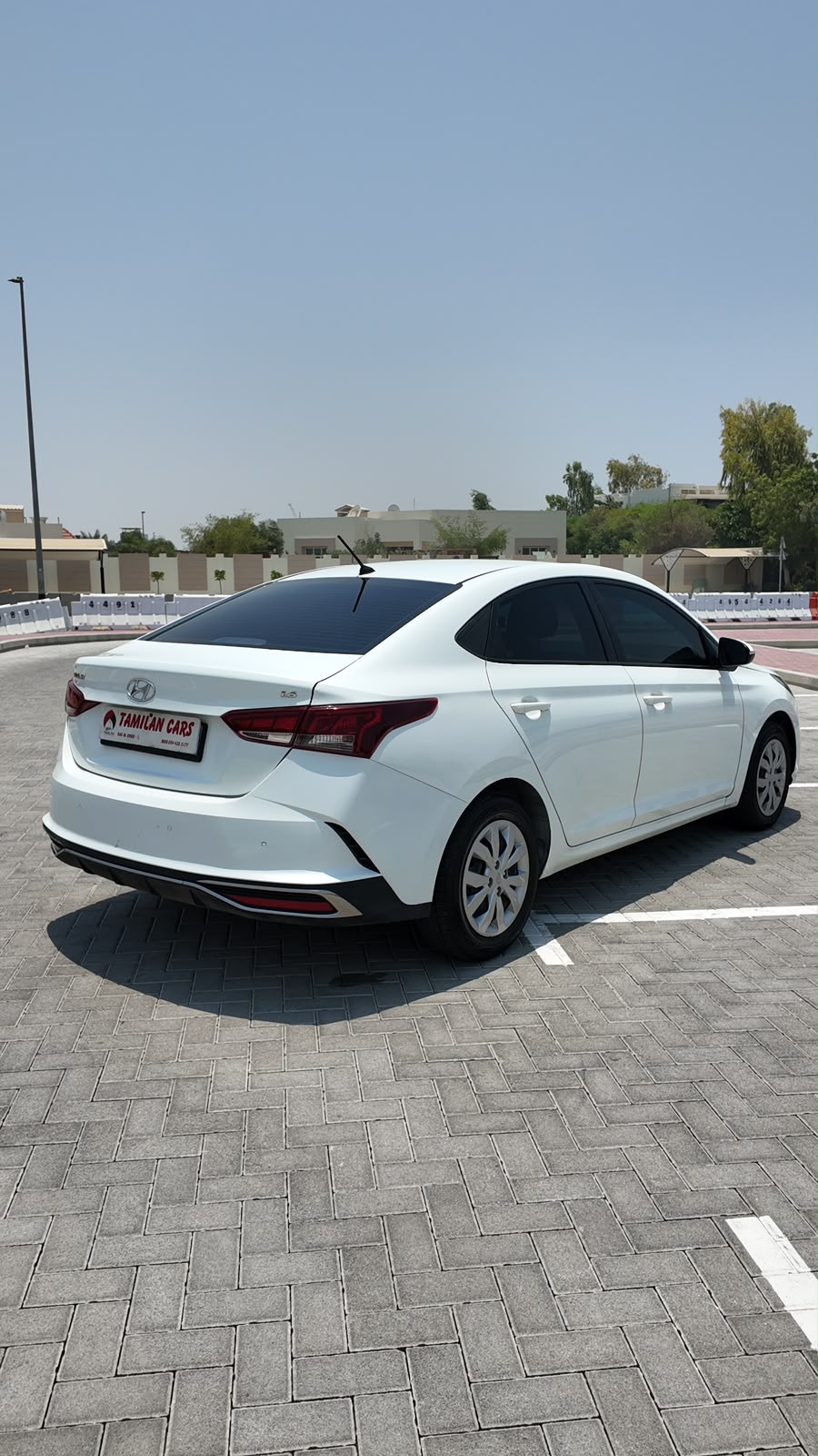 
								2022 Hyundai Accent full									
