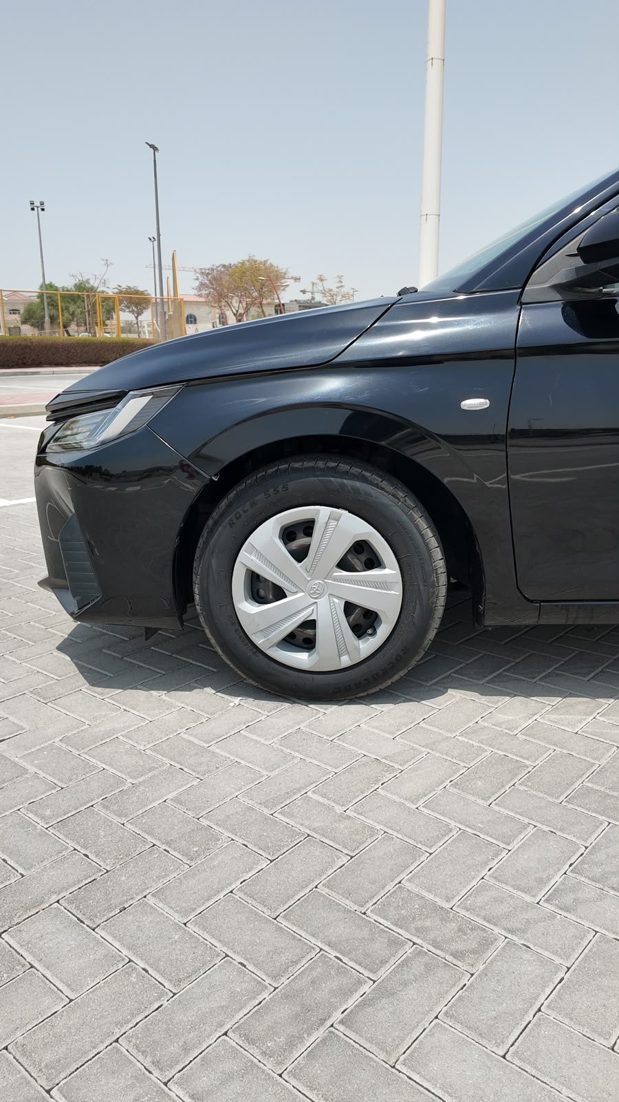
								2023 Toyota Yaris full									