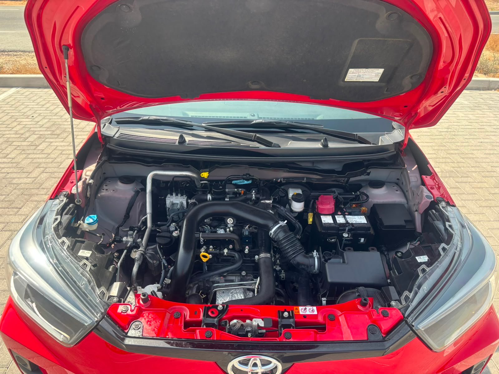 
								2024 Toyota Raize 1L Turbo full									