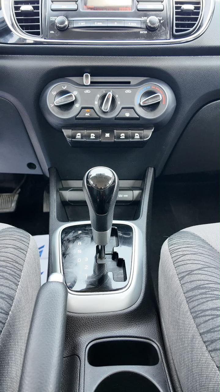 
								2021 Kia Pegas full									